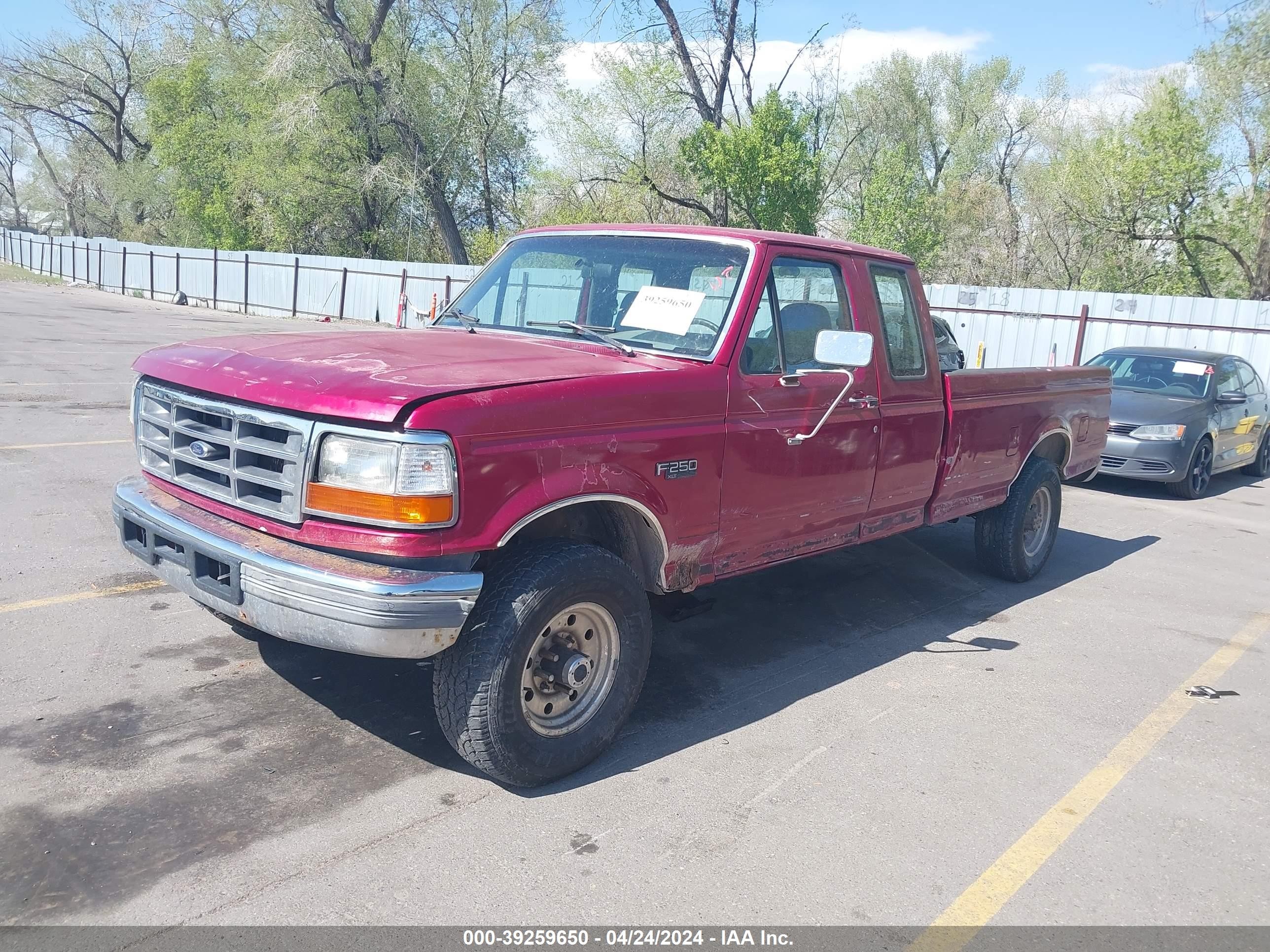 Photo 1 VIN: 1FTHX26F5SKB06988 - FORD F250 