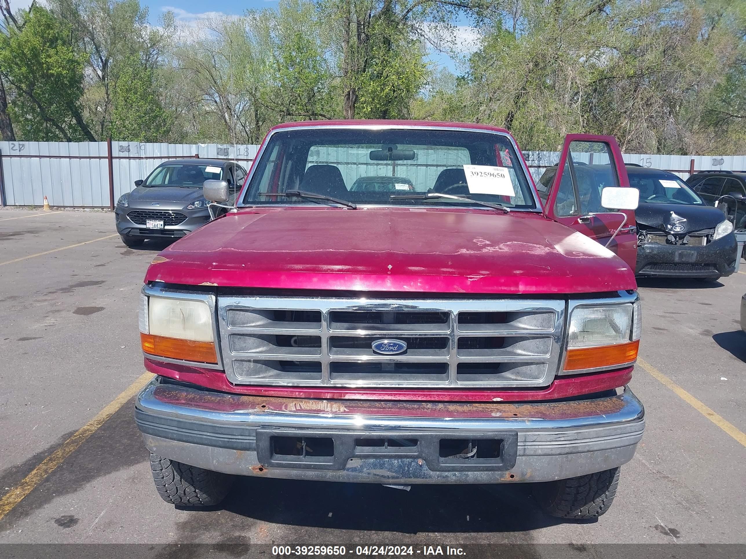 Photo 5 VIN: 1FTHX26F5SKB06988 - FORD F250 