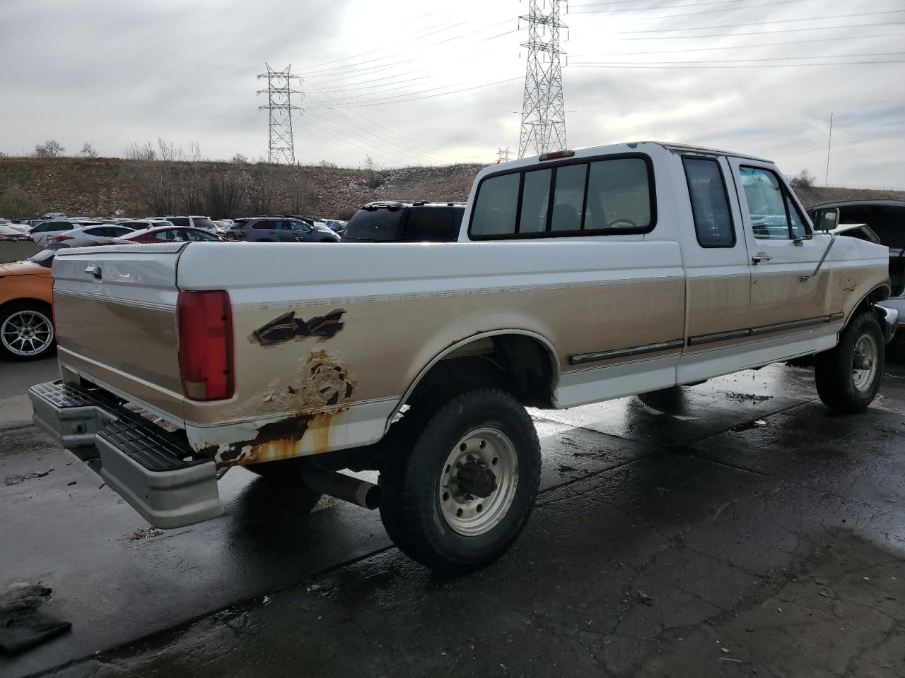 Photo 2 VIN: 1FTHX26F6VEA71297 - FORD F250 