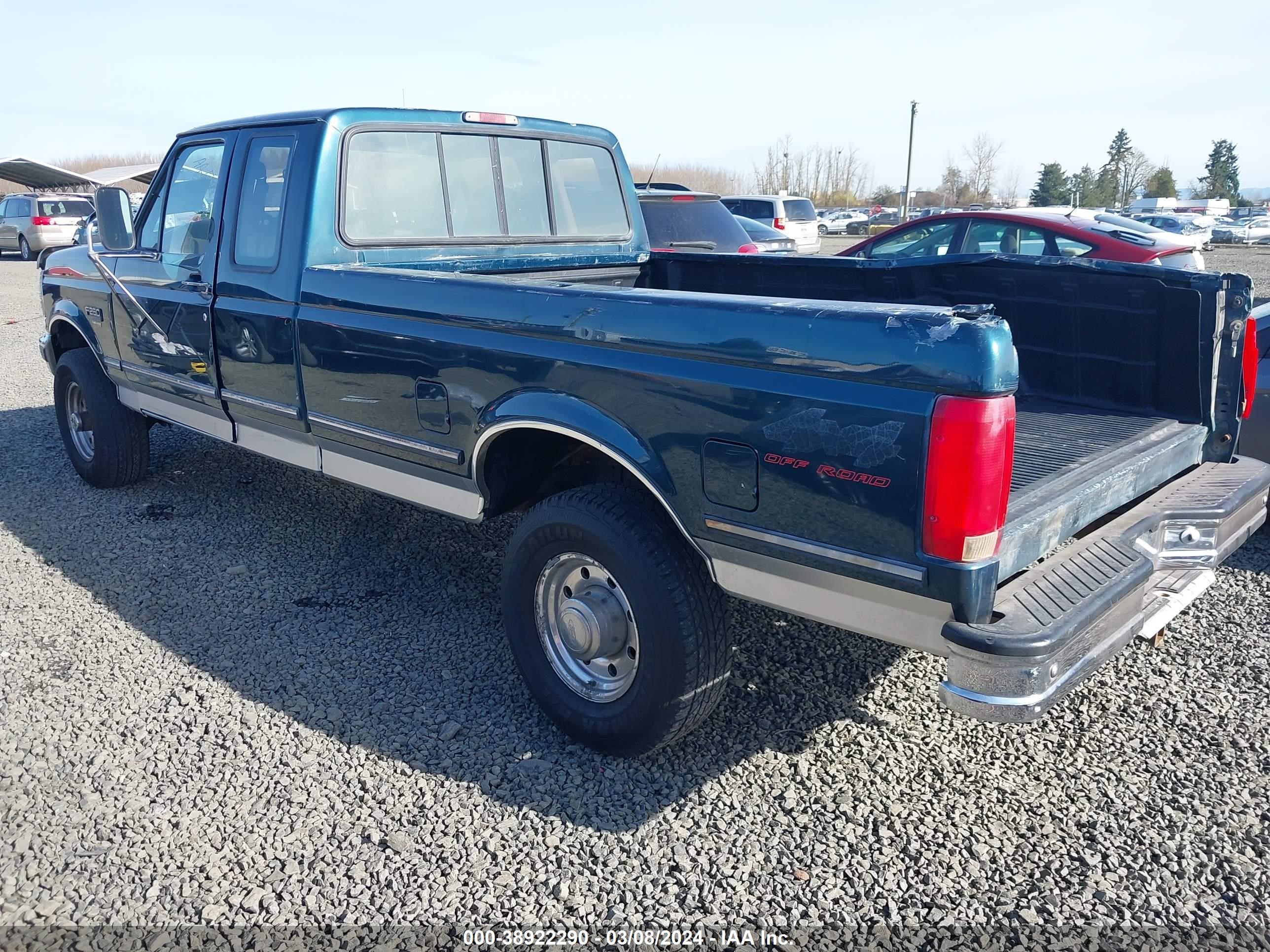 Photo 2 VIN: 1FTHX26F7TEA40119 - FORD F250 