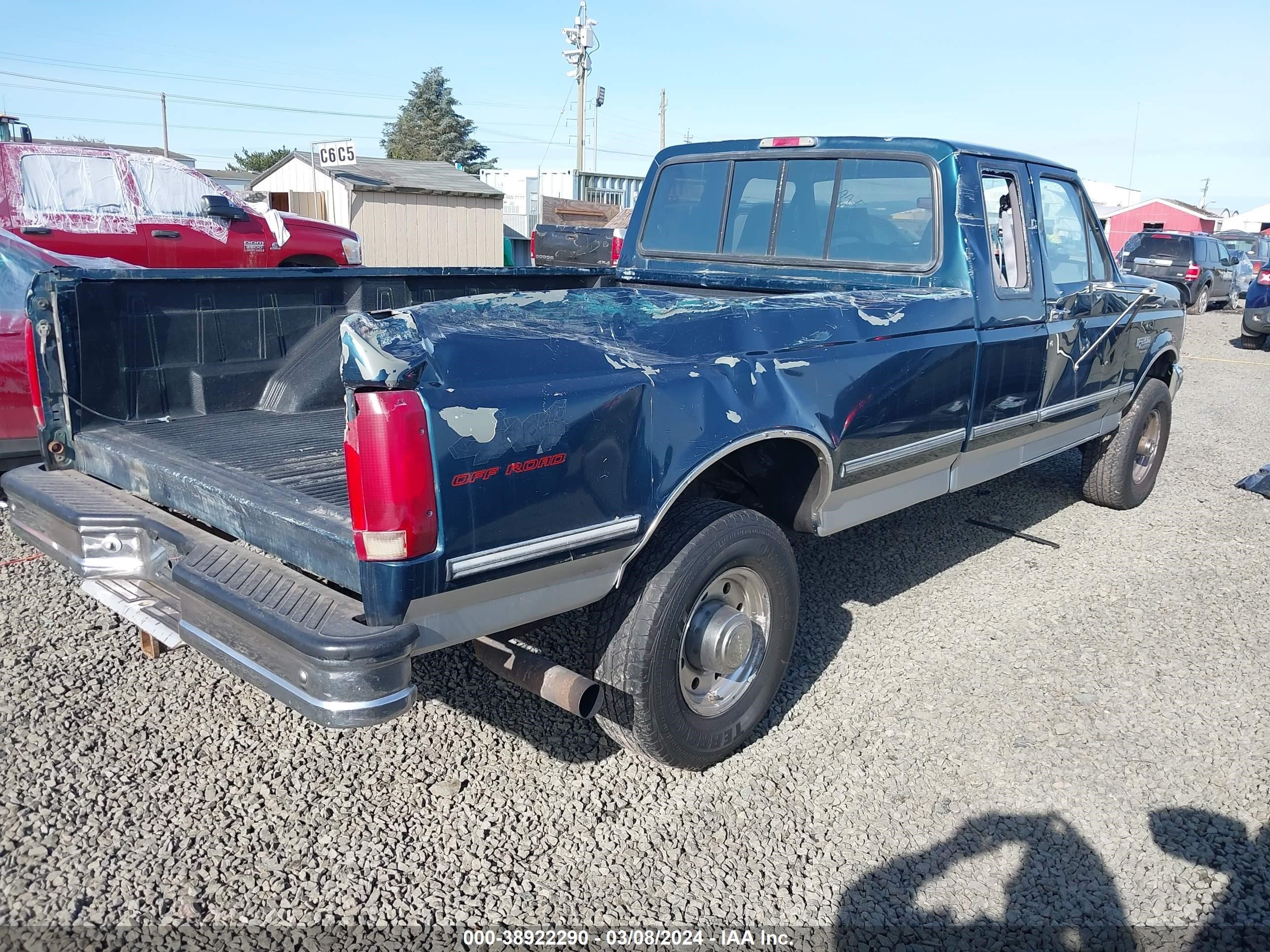 Photo 3 VIN: 1FTHX26F7TEA40119 - FORD F250 