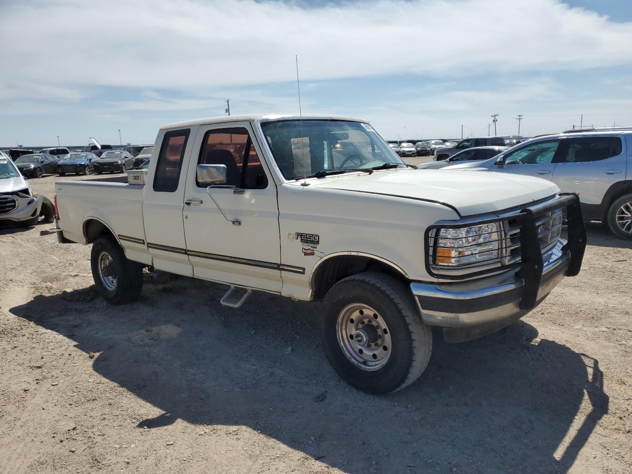 Photo 3 VIN: 1FTHX26F7TEB62317 - FORD F250 