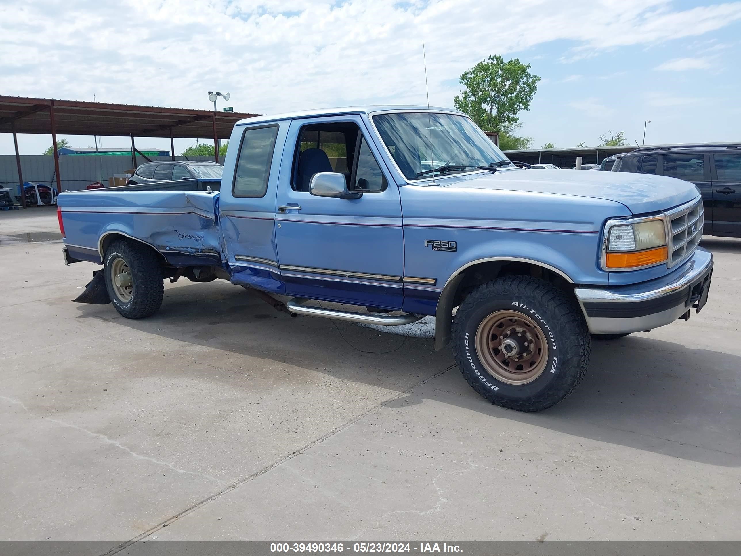 Photo 5 VIN: 1FTHX26FXTEA08135 - FORD F250 