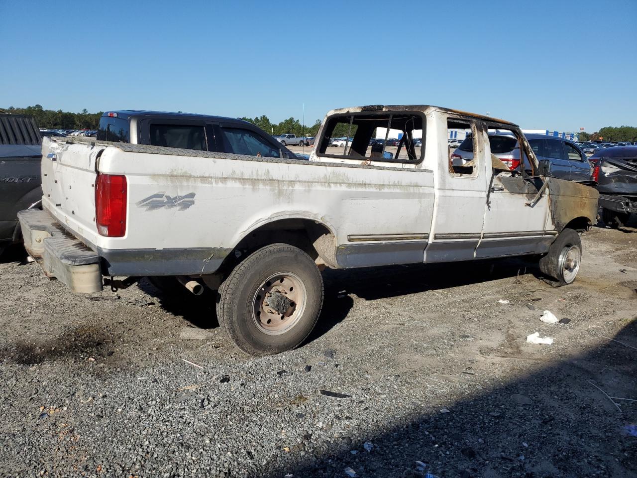 Photo 2 VIN: 1FTHX26G1TEA84299 - FORD F250 