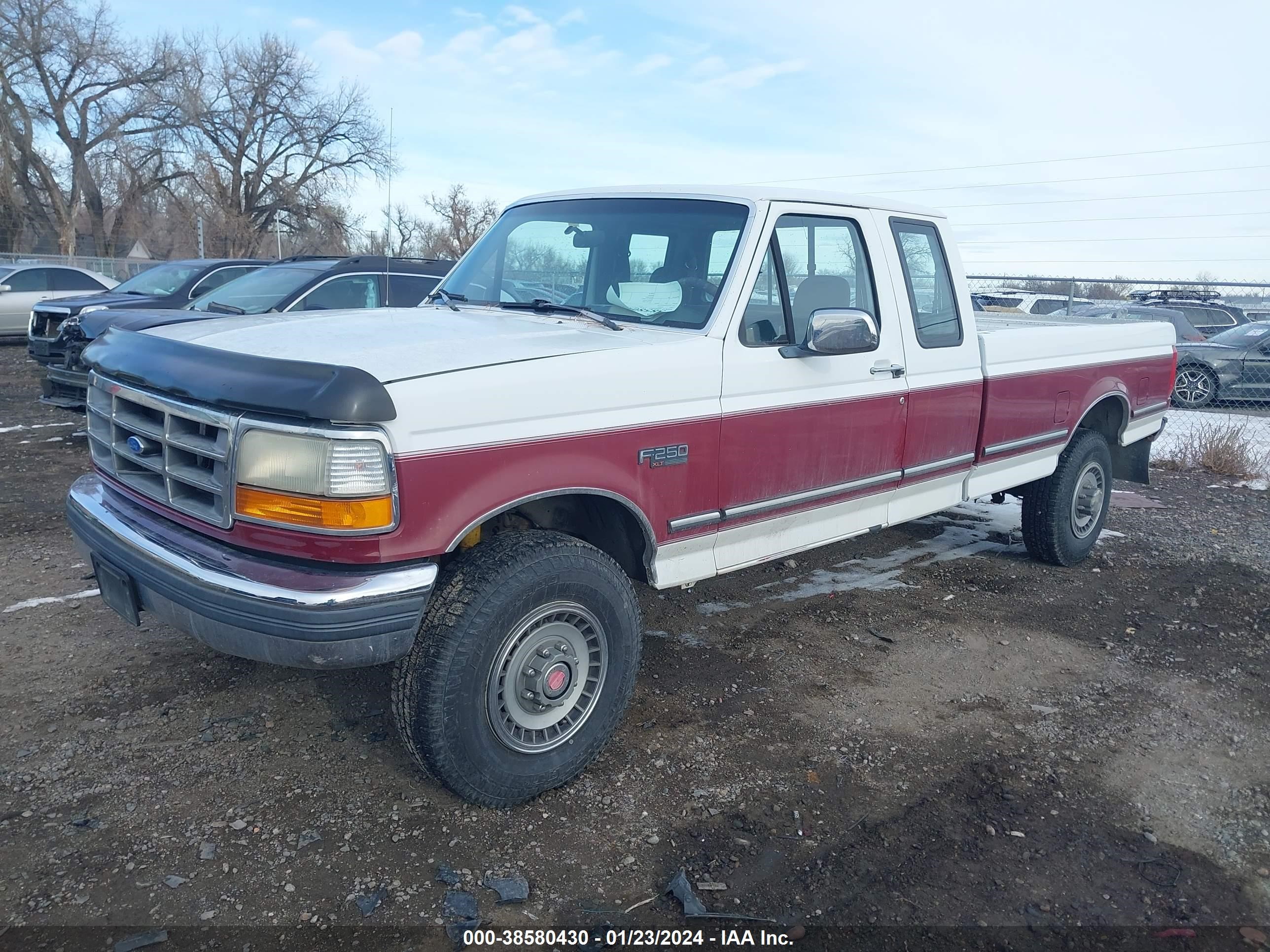 Photo 1 VIN: 1FTHX26G6PKB23797 - FORD F250 