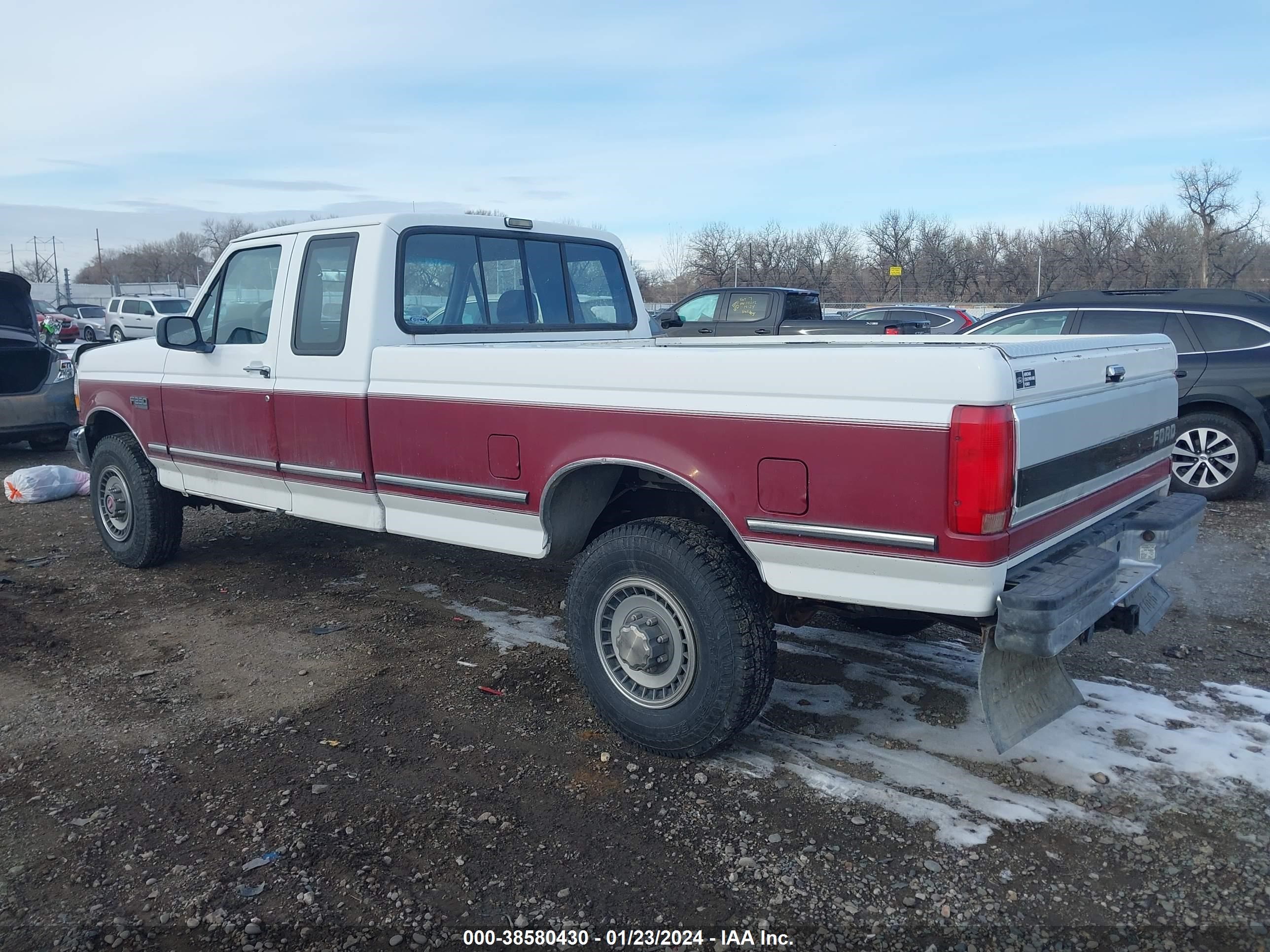 Photo 2 VIN: 1FTHX26G6PKB23797 - FORD F250 