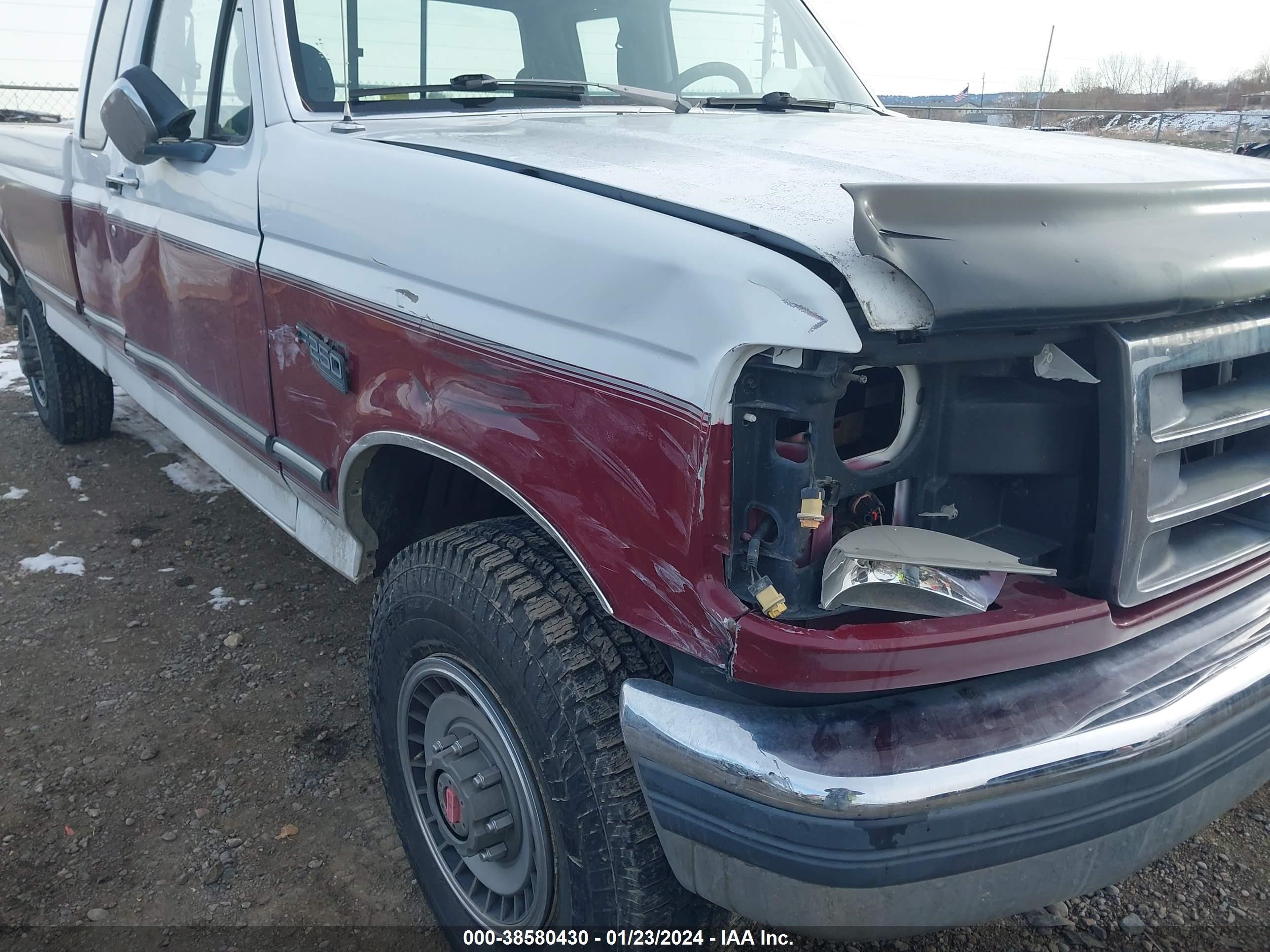 Photo 5 VIN: 1FTHX26G6PKB23797 - FORD F250 