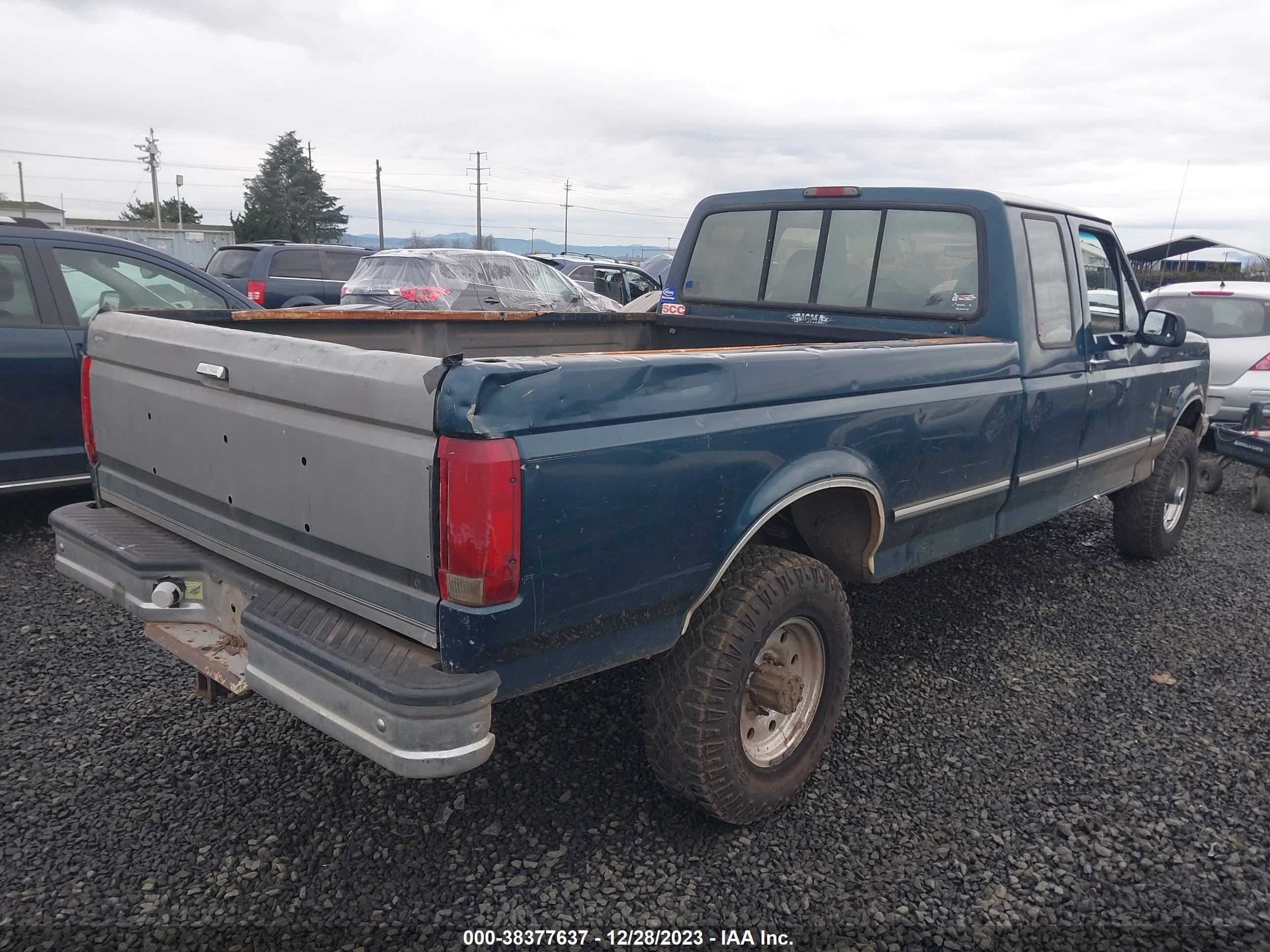 Photo 3 VIN: 1FTHX26G8VEB12697 - FORD F250 