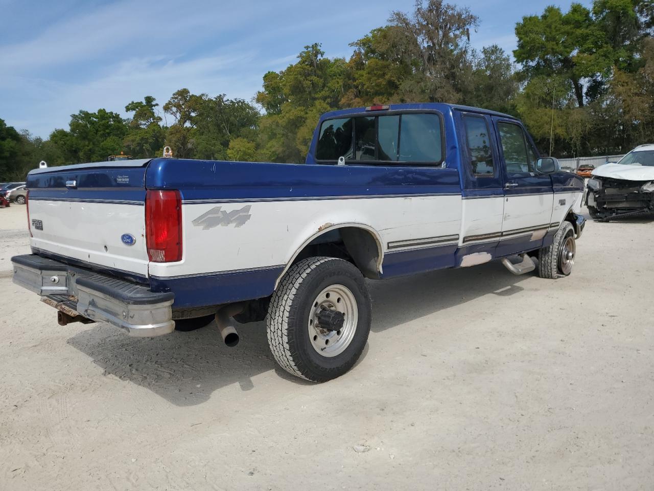 Photo 2 VIN: 1FTHX26GXVEC80955 - FORD F250 