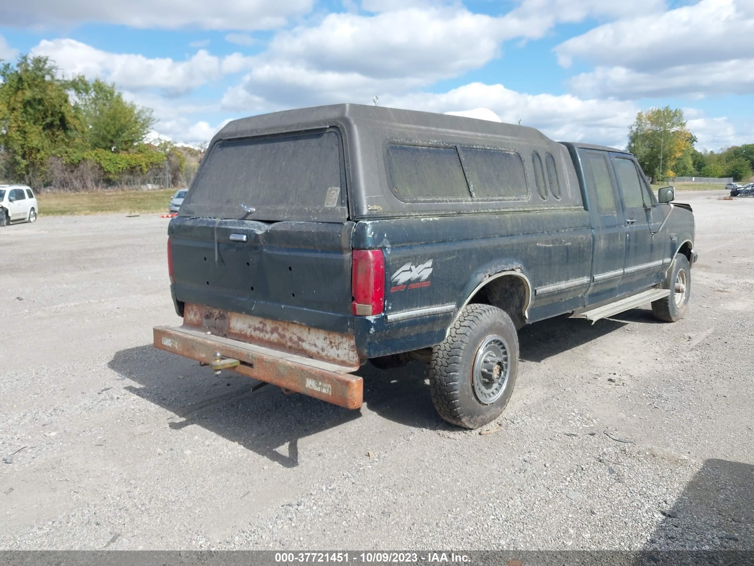 Photo 3 VIN: 1FTHX26H7RKB16417 - FORD F250 