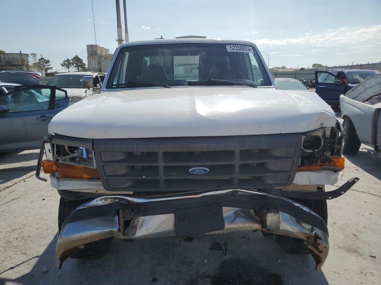 Photo 4 VIN: 1FTHX26H8VEB83715 - FORD F250 