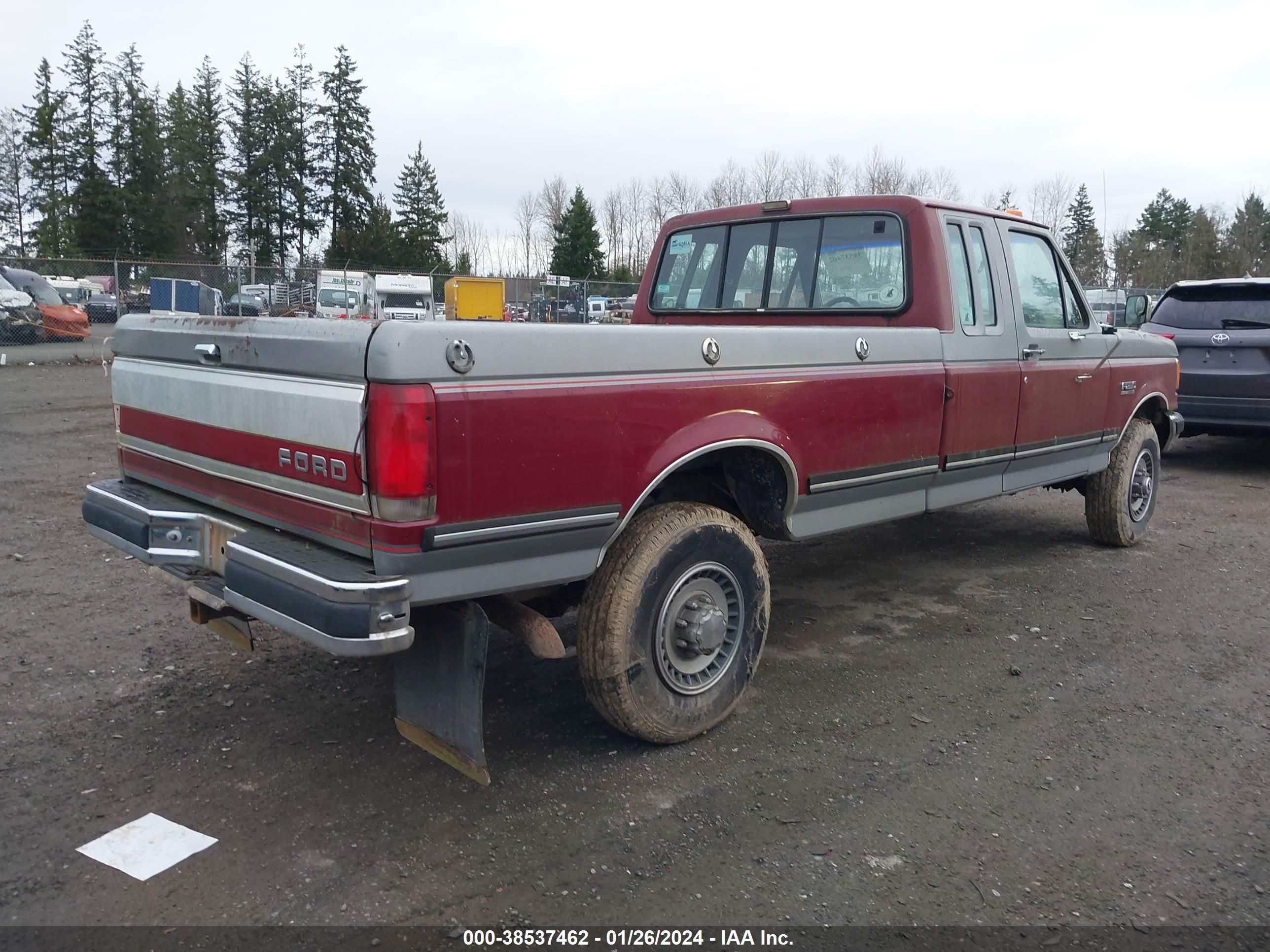 Photo 3 VIN: 1FTHX26M6JKA93858 - FORD F250 