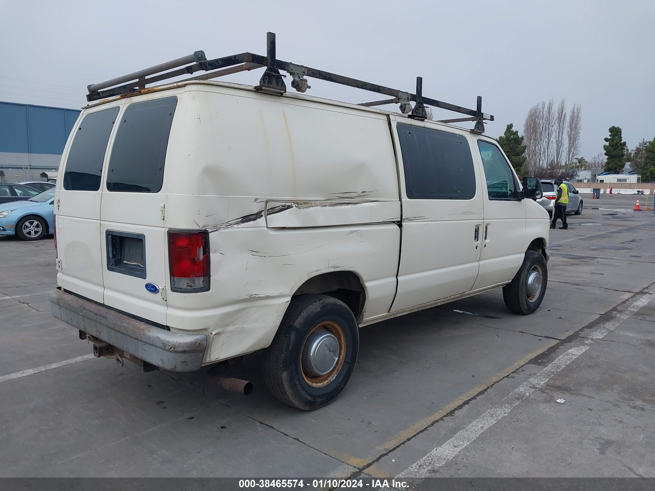 Photo 3 VIN: 1FTJE34H1THA23557 - FORD ECONOLINE 