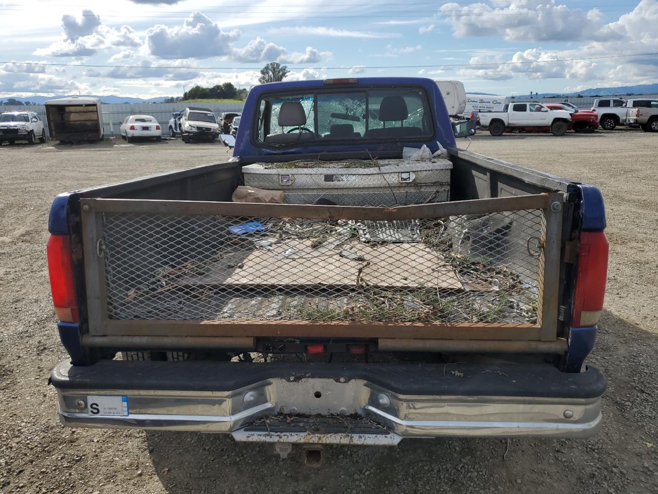 Photo 5 VIN: 1FTJF35F7VEA04381 - FORD F350 