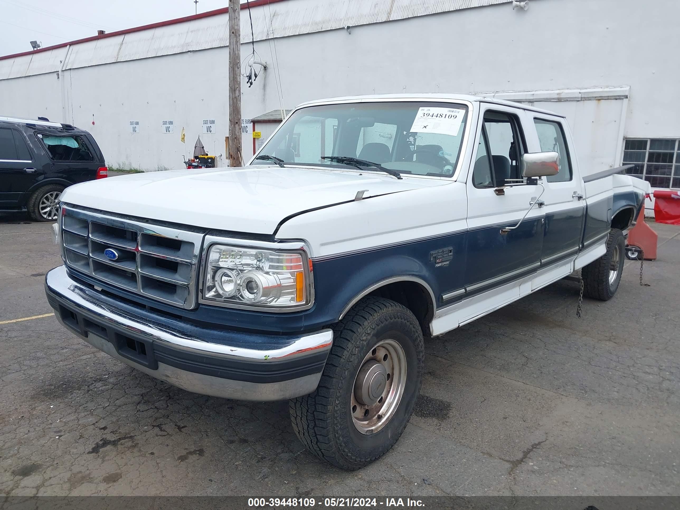 Photo 1 VIN: 1FTJW35F2SEA47117 - FORD F350 