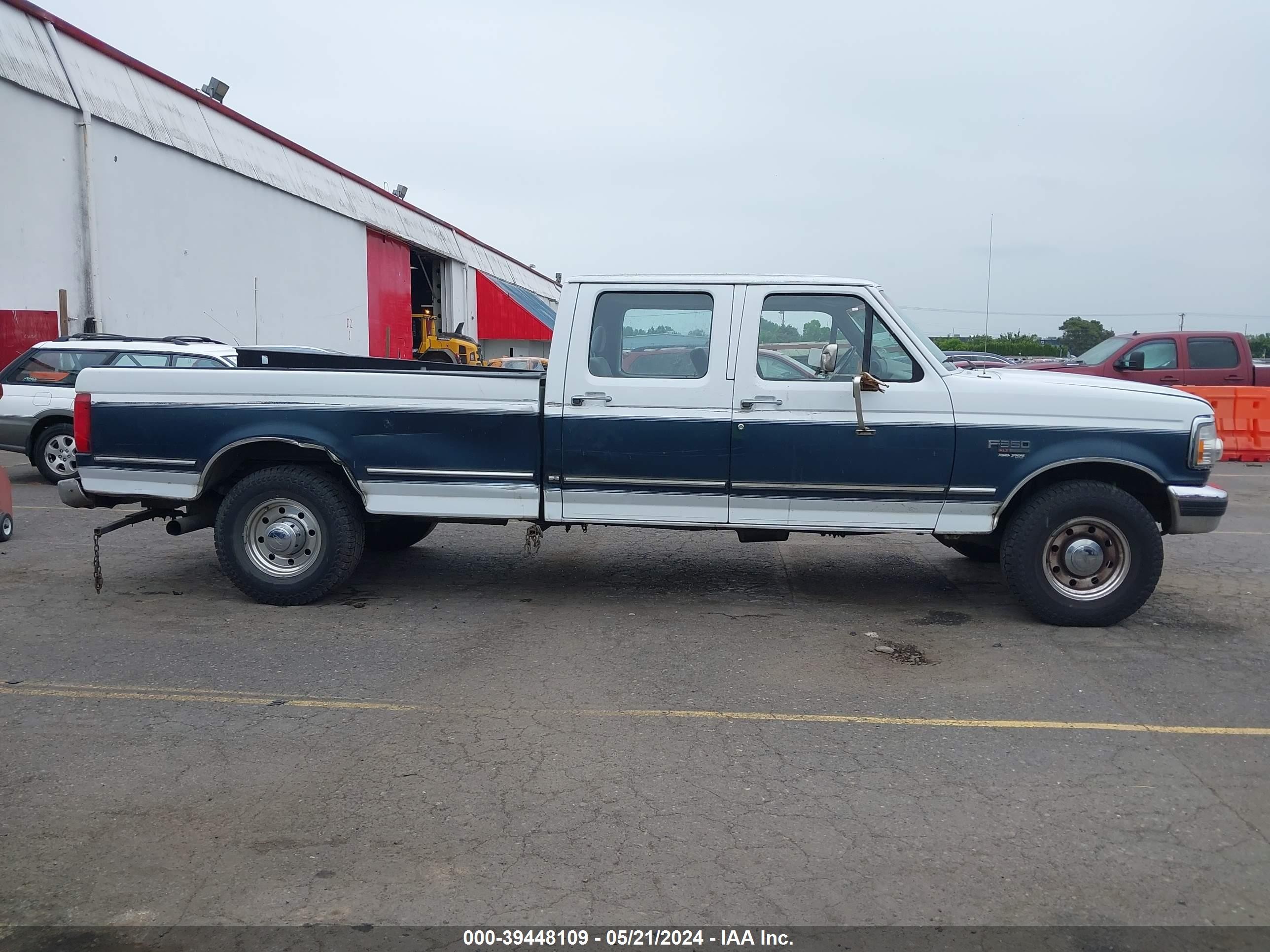 Photo 13 VIN: 1FTJW35F2SEA47117 - FORD F350 