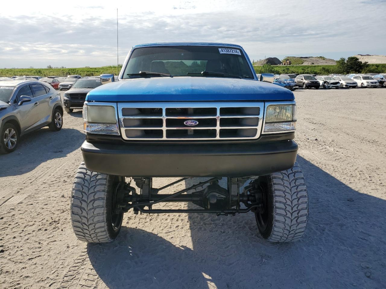 Photo 4 VIN: 1FTJW35H2VEA66305 - FORD F350 