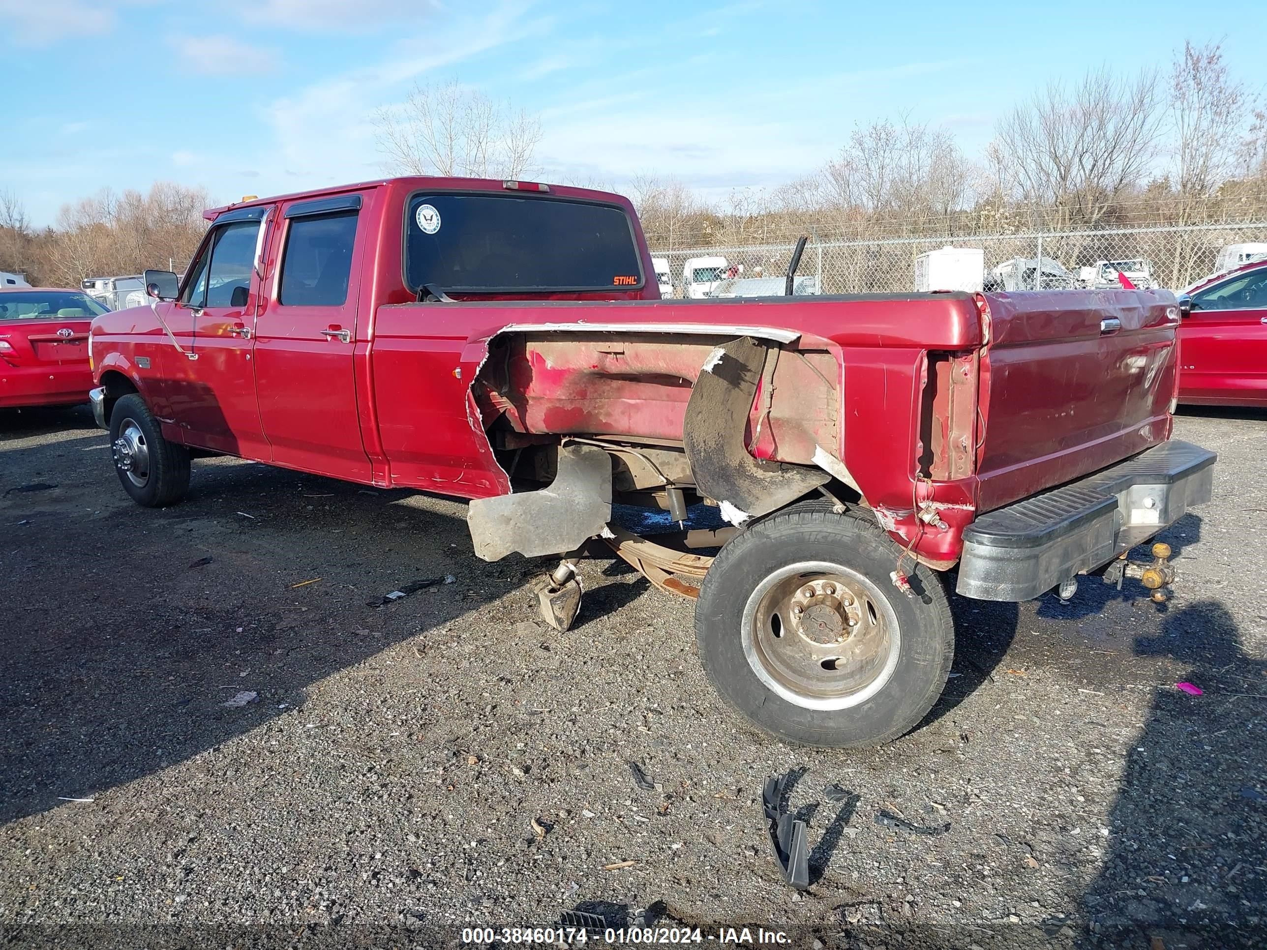 Photo 2 VIN: 1FTJW35H4REA45848 - FORD F350 