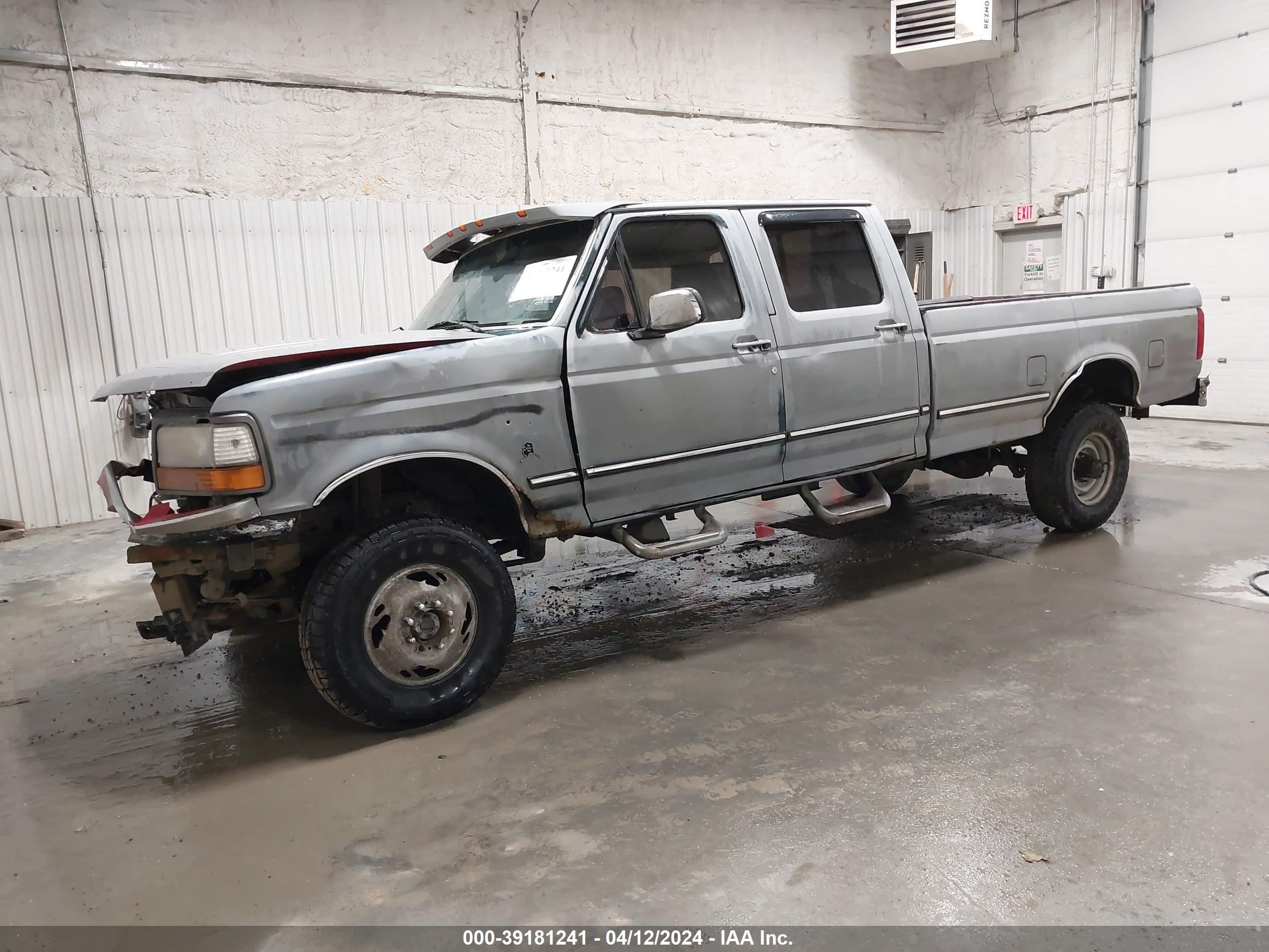 Photo 1 VIN: 1FTJW36F9SEA31575 - FORD F350 