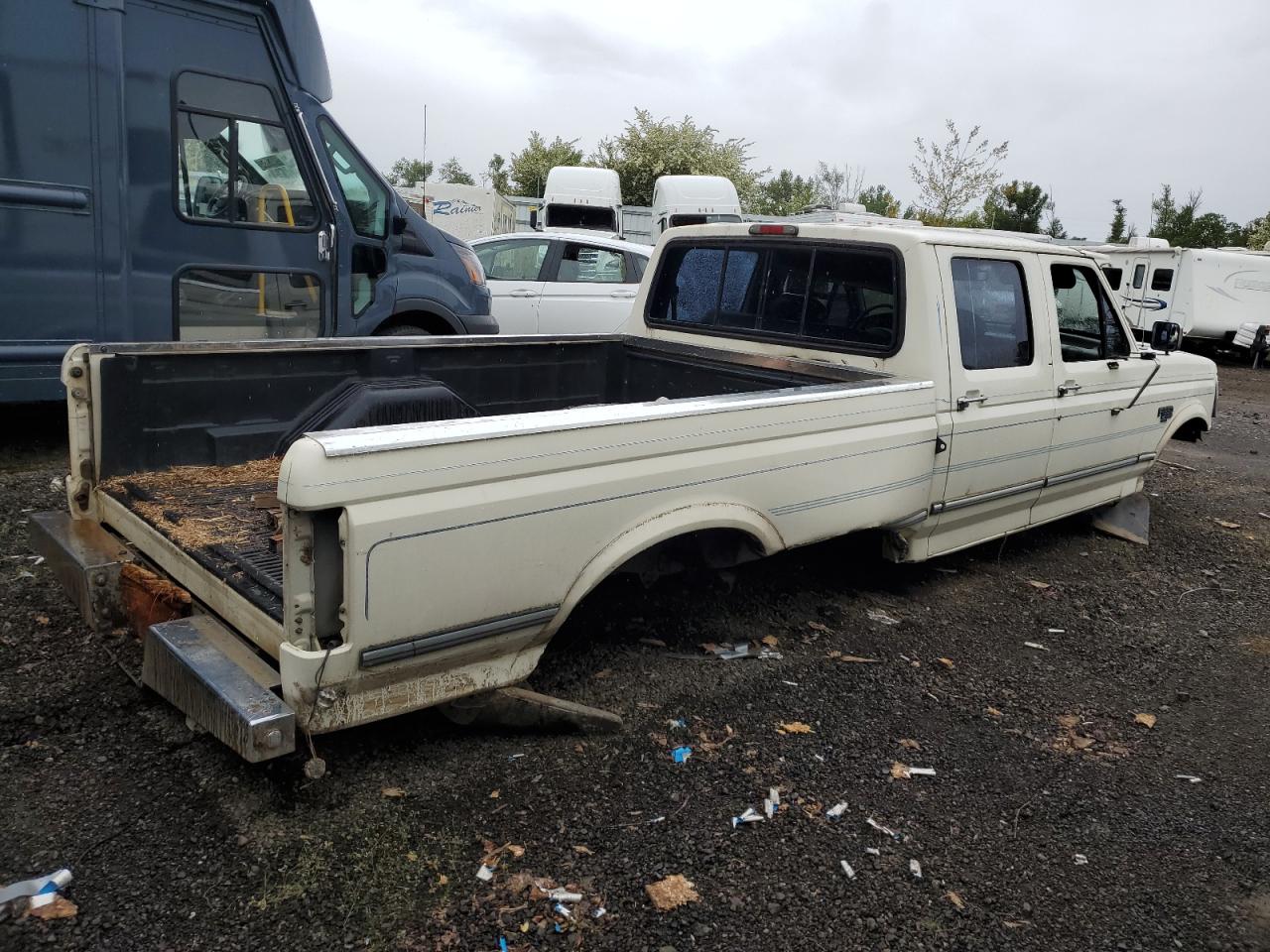 Photo 2 VIN: 1FTJW36K2REA08551 - FORD F350 