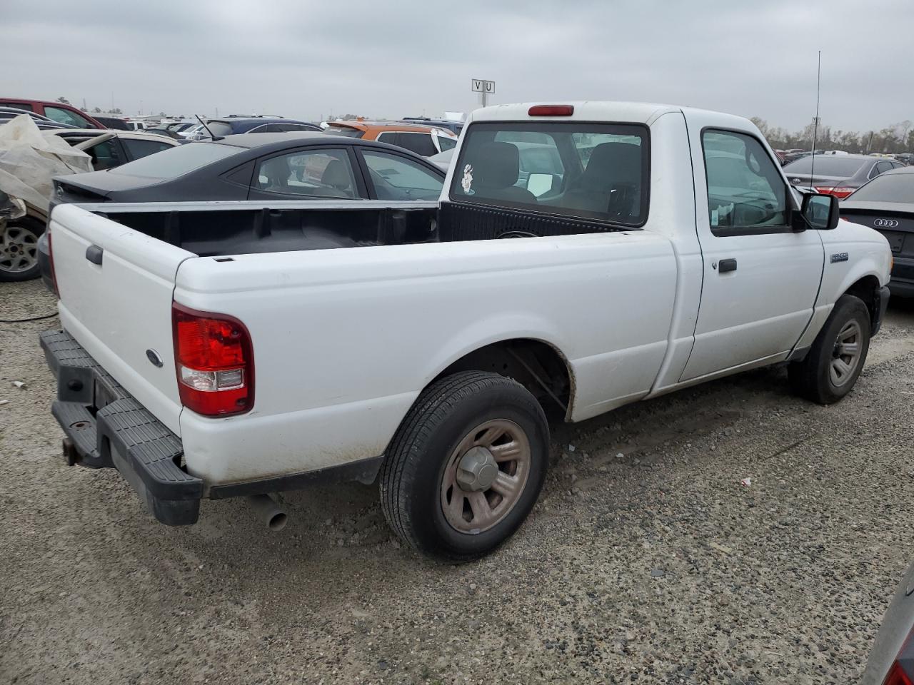 Photo 2 VIN: 1FTKR1AD4APA17303 - FORD RANGER 