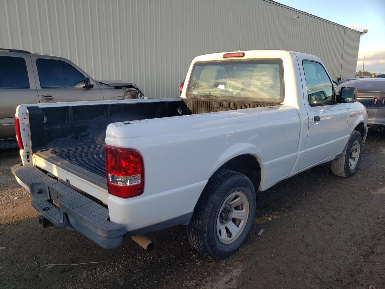 Photo 2 VIN: 1FTKR1AD5APA39293 - FORD RANGER 