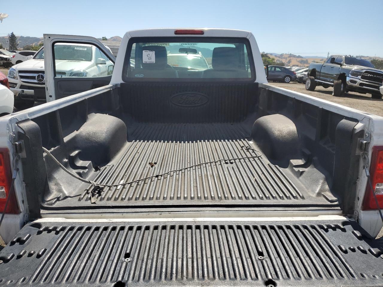 Photo 9 VIN: 1FTKR1AD7APA12726 - FORD RANGER 