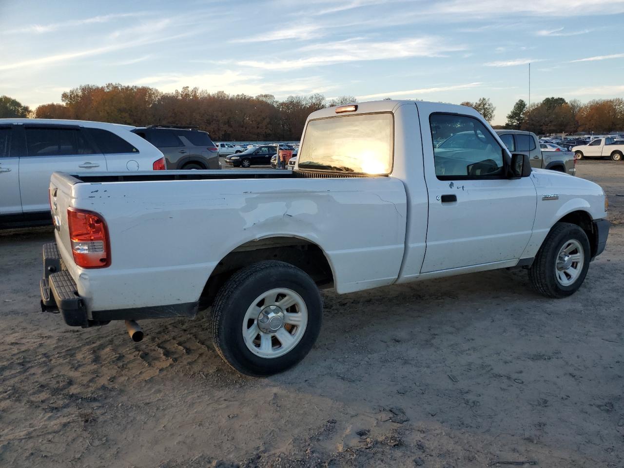 Photo 2 VIN: 1FTKR1AD7APA72344 - FORD RANGER 