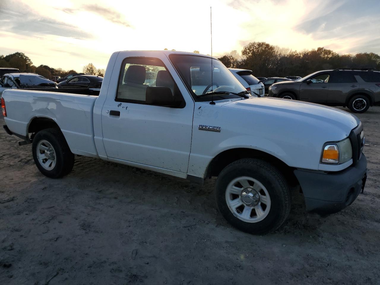 Photo 3 VIN: 1FTKR1AD7APA72344 - FORD RANGER 