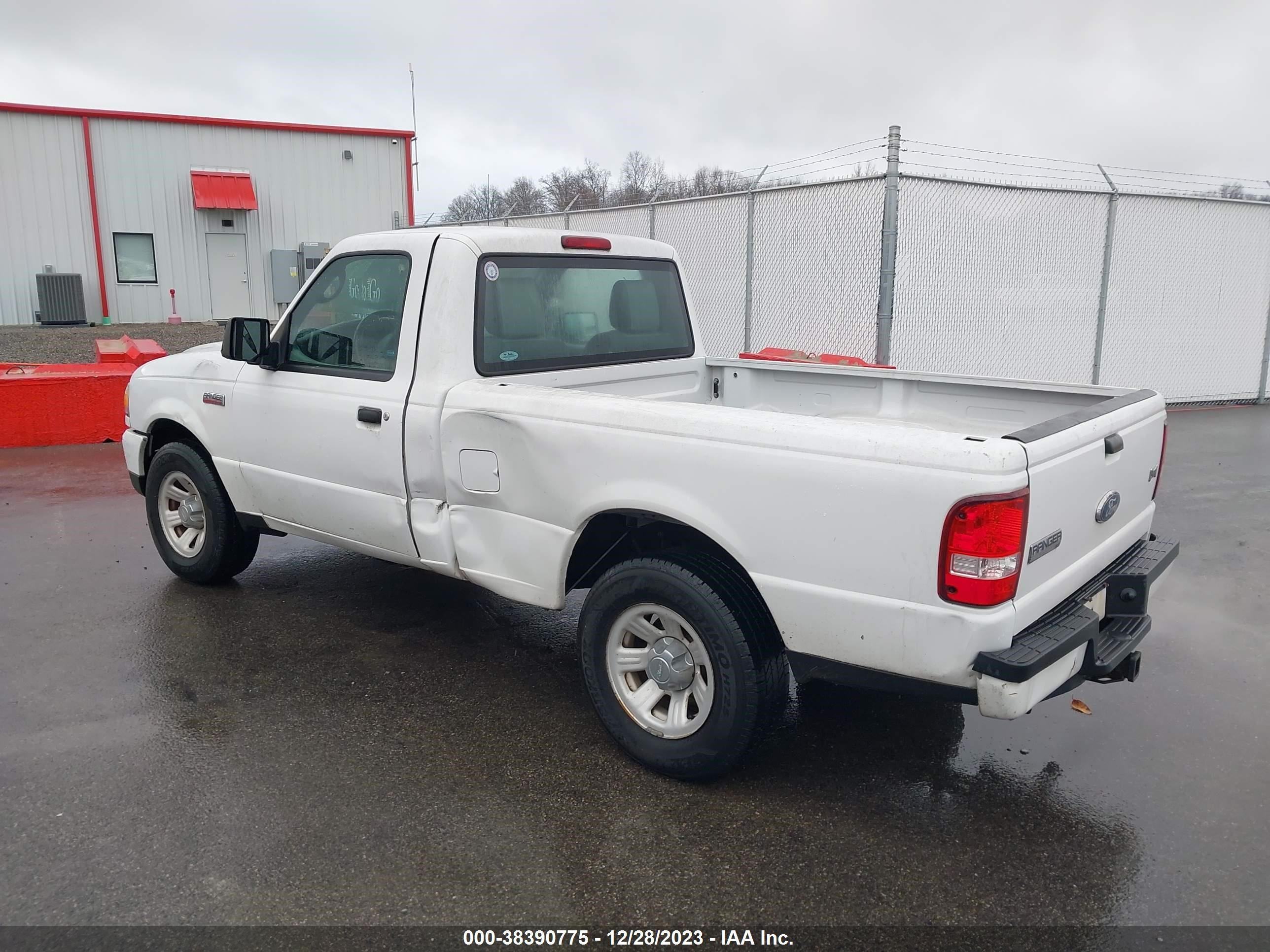 Photo 2 VIN: 1FTKR1AD9APA75441 - FORD RANGER 