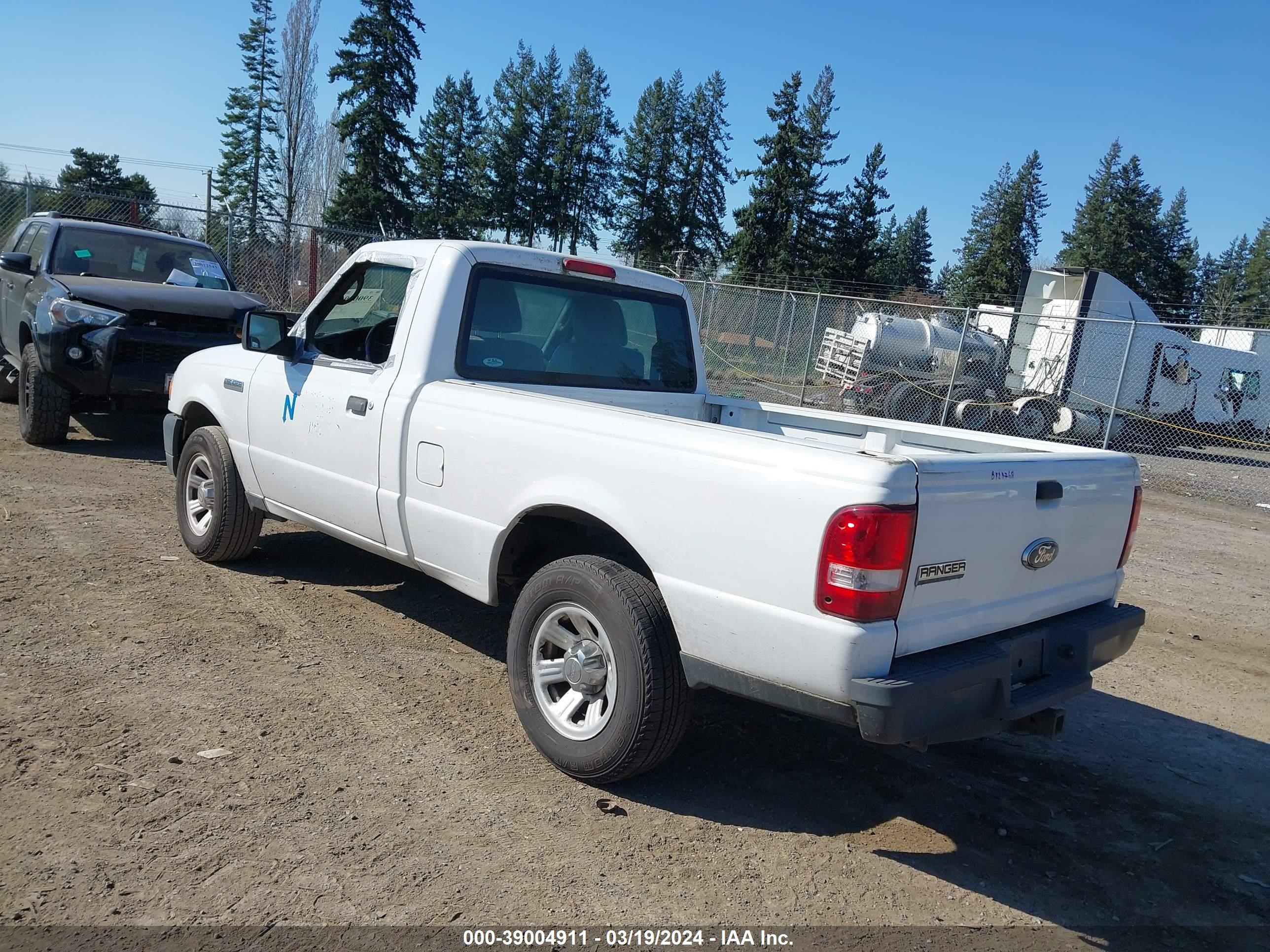 Photo 2 VIN: 1FTKR1ADXAPA61726 - FORD RANGER 