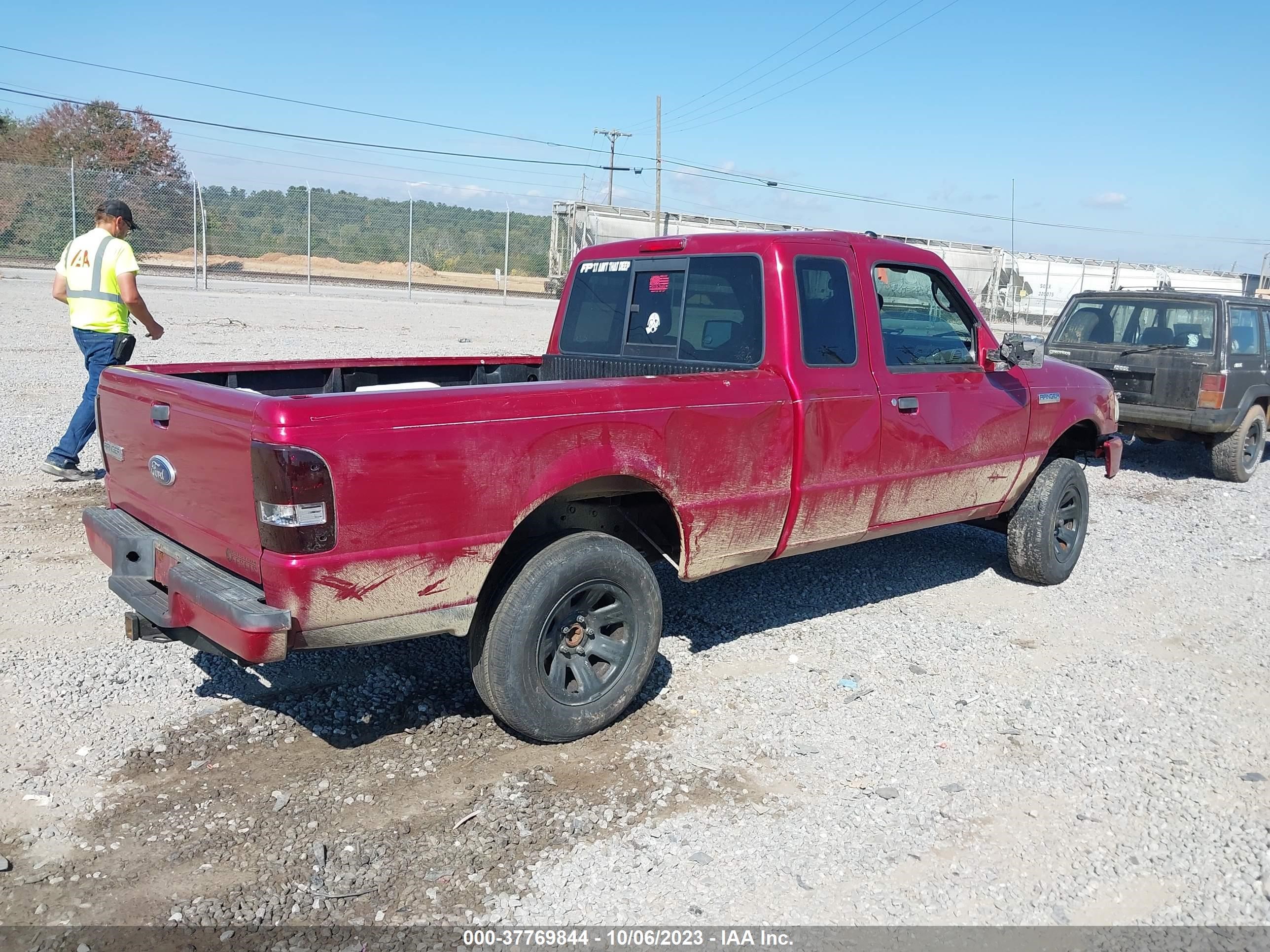 Photo 3 VIN: 1FTKR1ED7APA73665 - FORD RANGER 