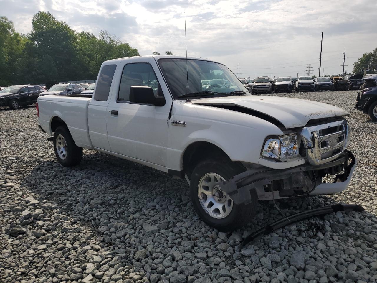 Photo 3 VIN: 1FTKR4EE2BPA77392 - FORD RANGER 