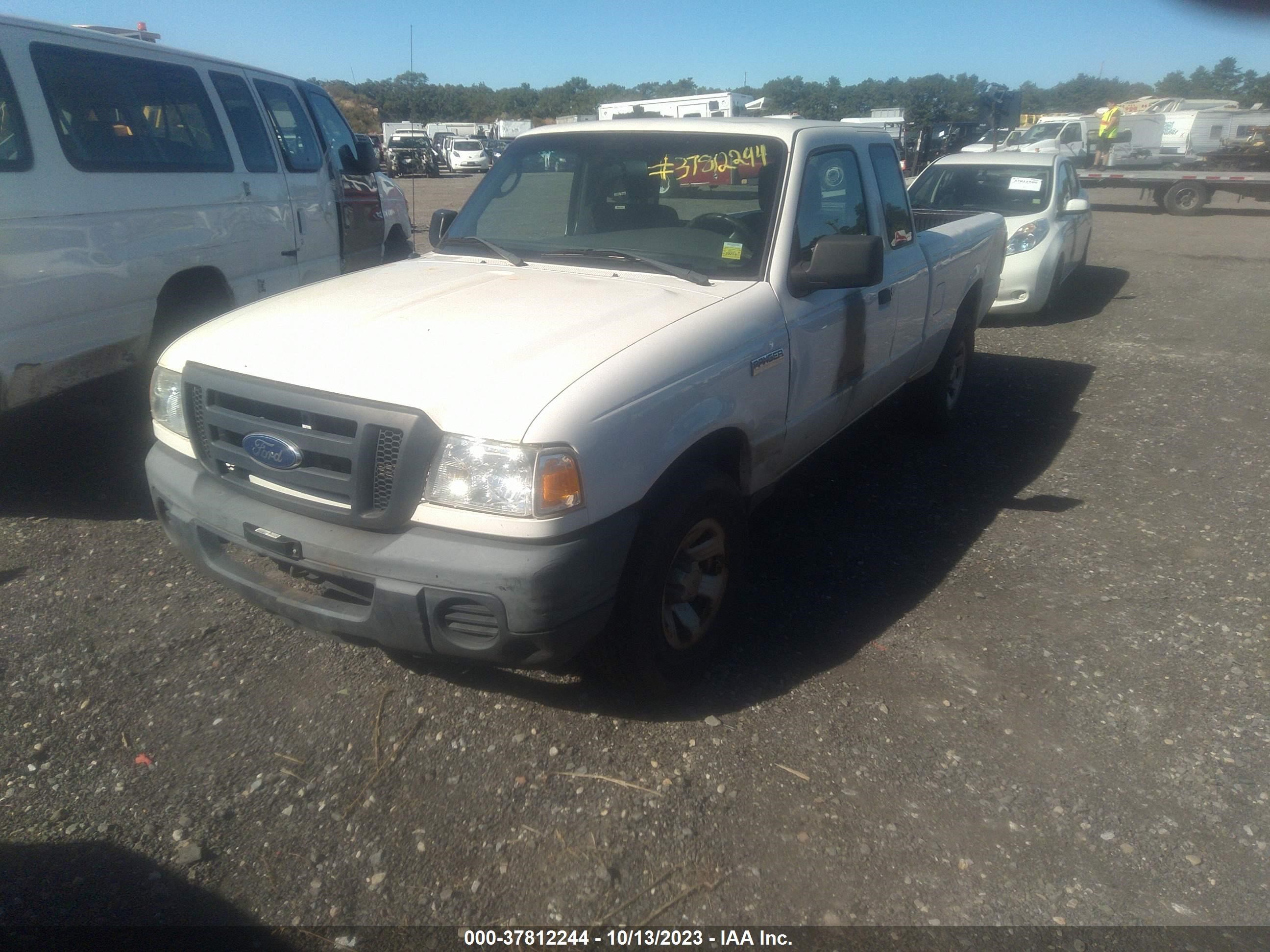 Photo 1 VIN: 1FTLR1FE3APA63999 - FORD RANGER 