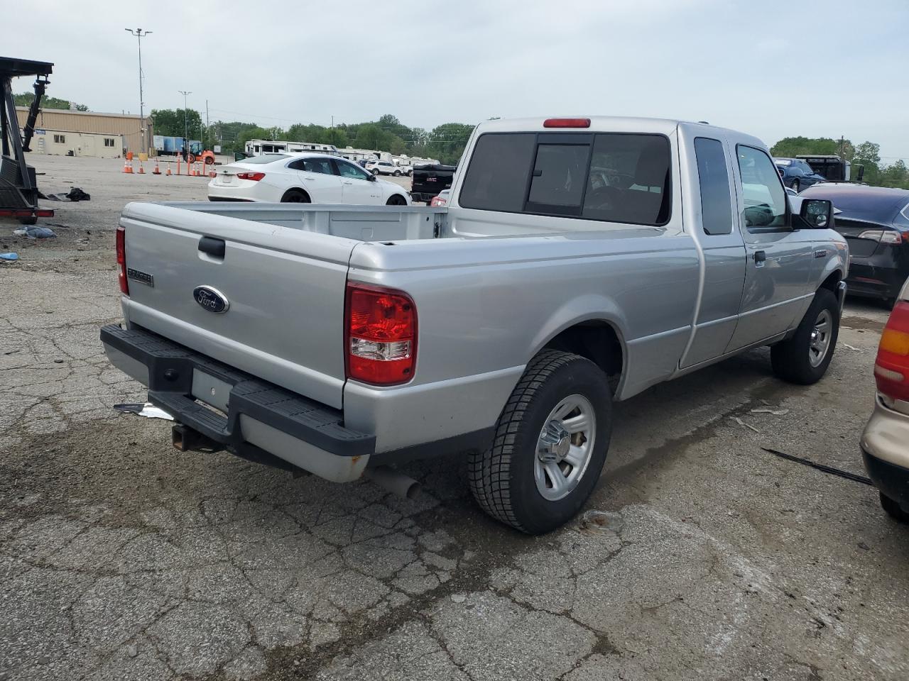 Photo 2 VIN: 1FTLR4EEXBPA14710 - FORD RANGER 