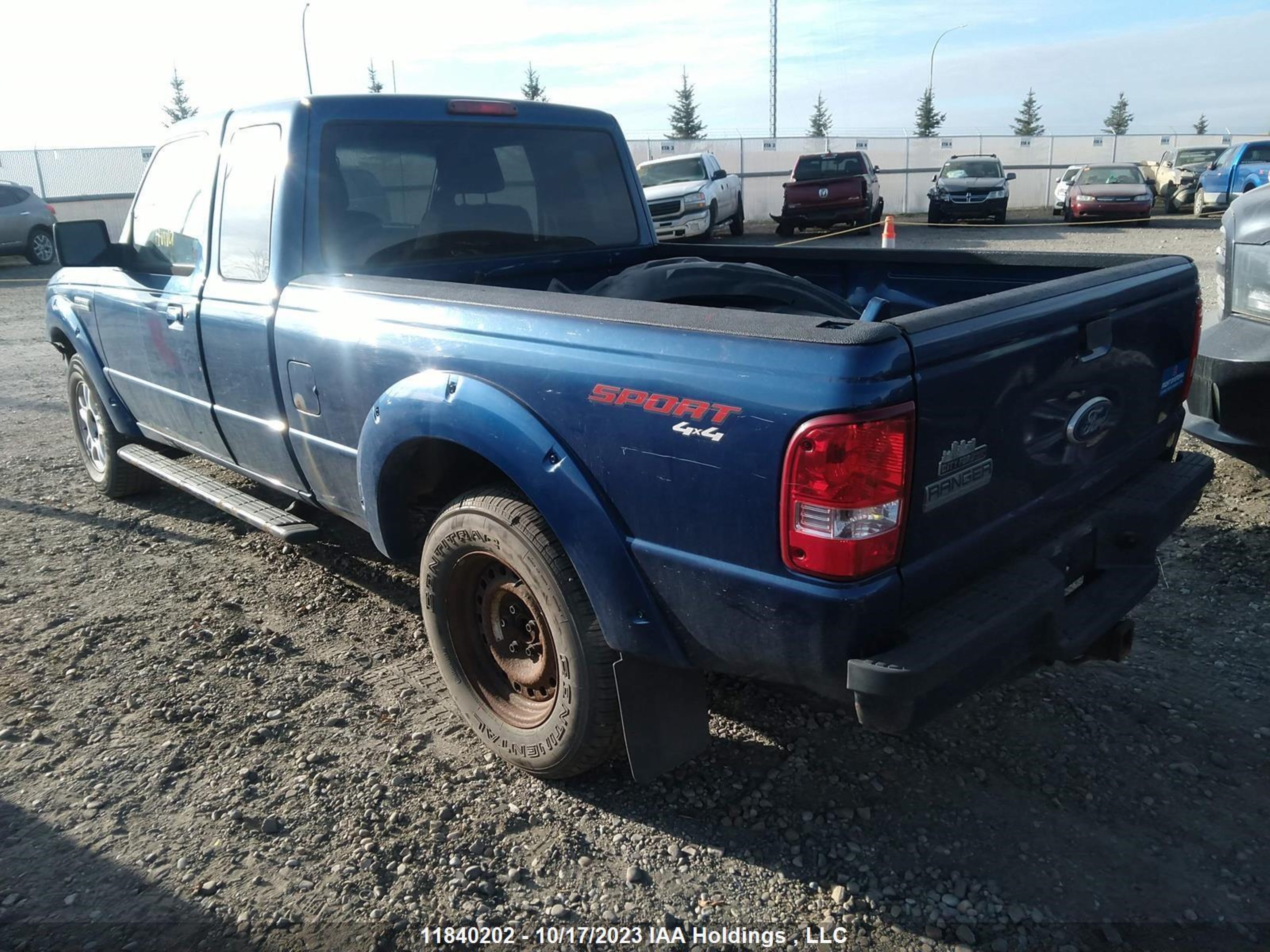 Photo 2 VIN: 1FTLR4FE3APA61199 - FORD RANGER 