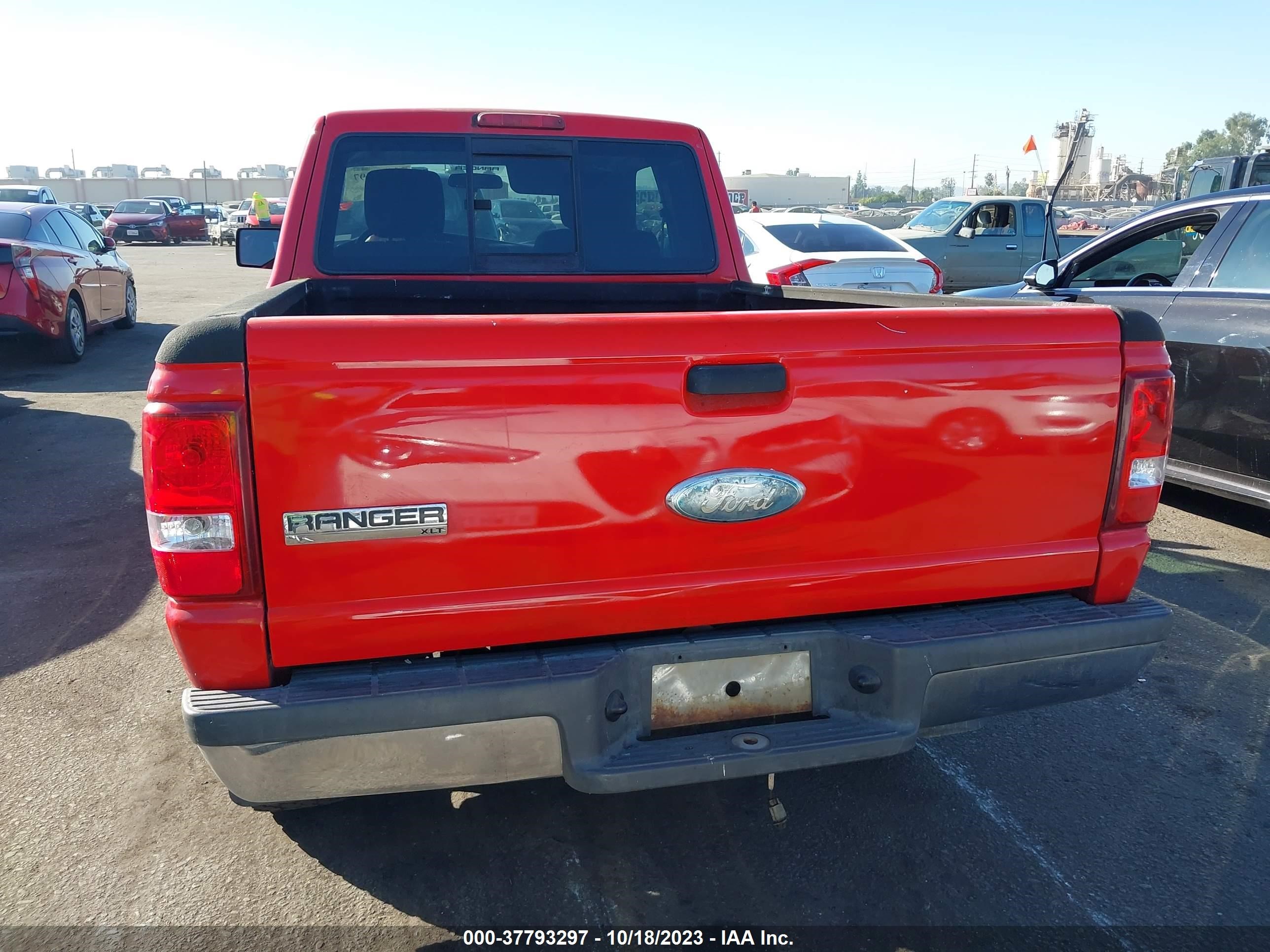 Photo 16 VIN: 1FTLR4FE3BPA77937 - FORD RANGER 