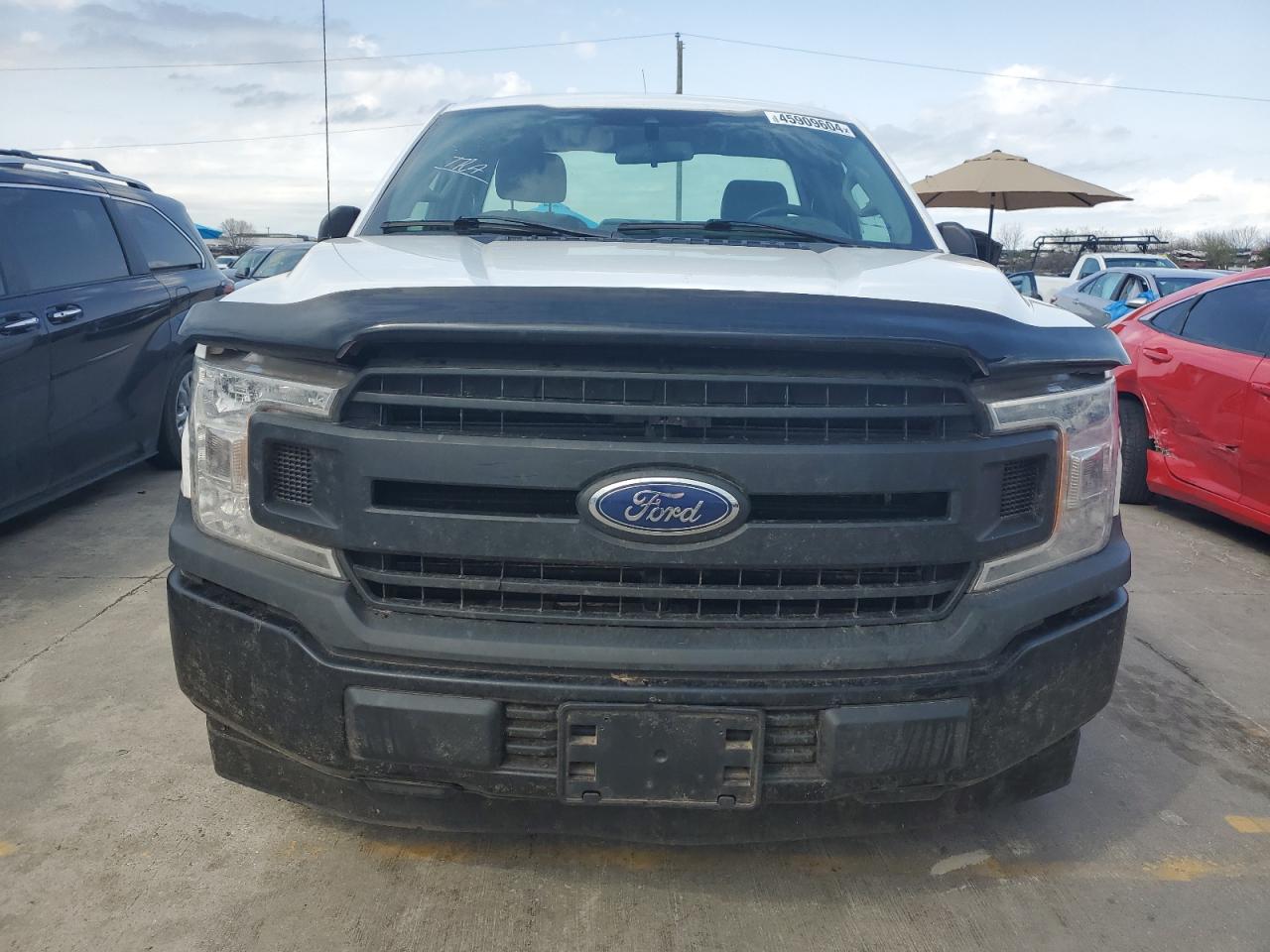 Photo 4 VIN: 1FTMF1C53KKC67704 - FORD F-150 