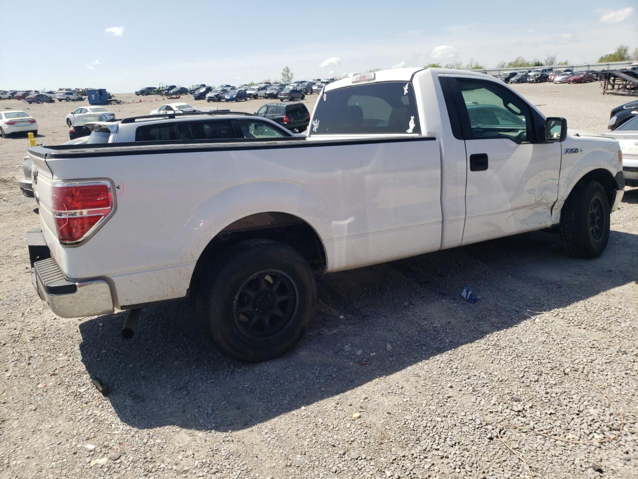 Photo 2 VIN: 1FTMF1C81AKE05443 - FORD F-150 