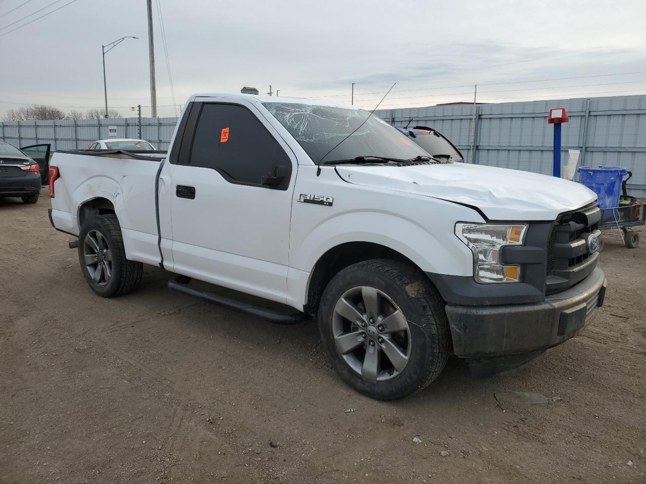 Photo 3 VIN: 1FTMF1C88GKD53270 - FORD F-150 