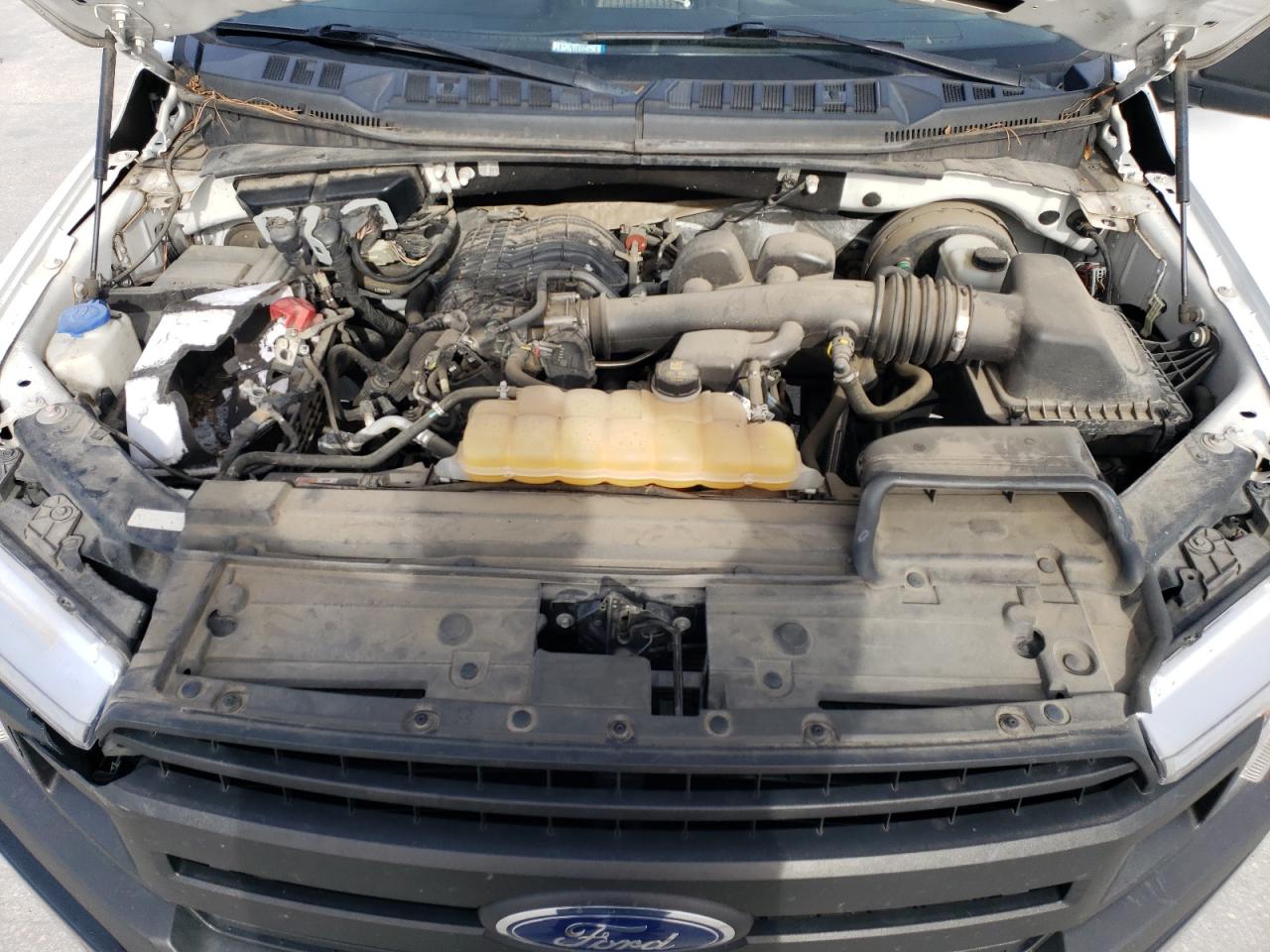 Photo 10 VIN: 1FTMF1CB2JKF25618 - FORD F-150 