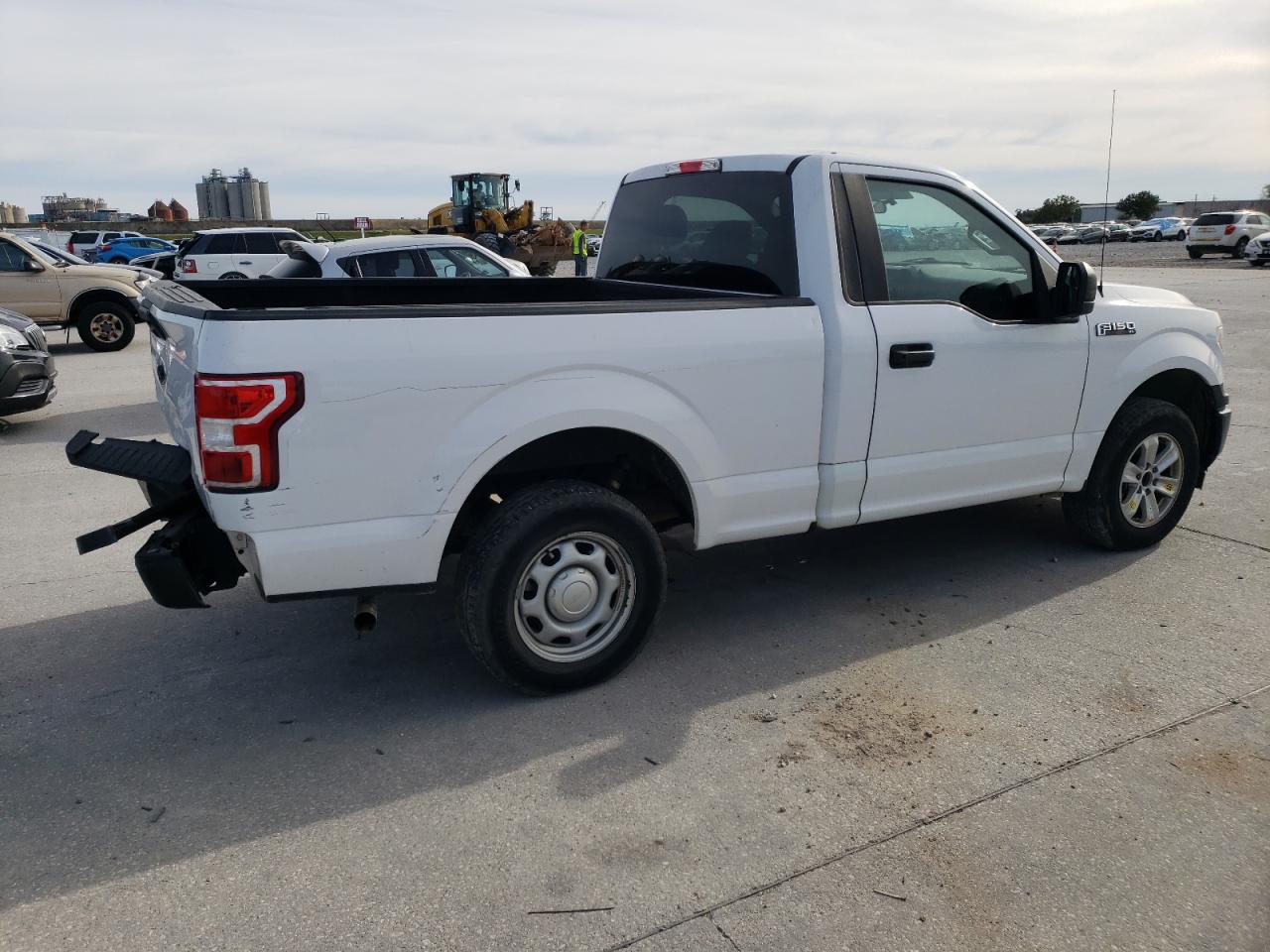 Photo 2 VIN: 1FTMF1CB2JKF25618 - FORD F-150 