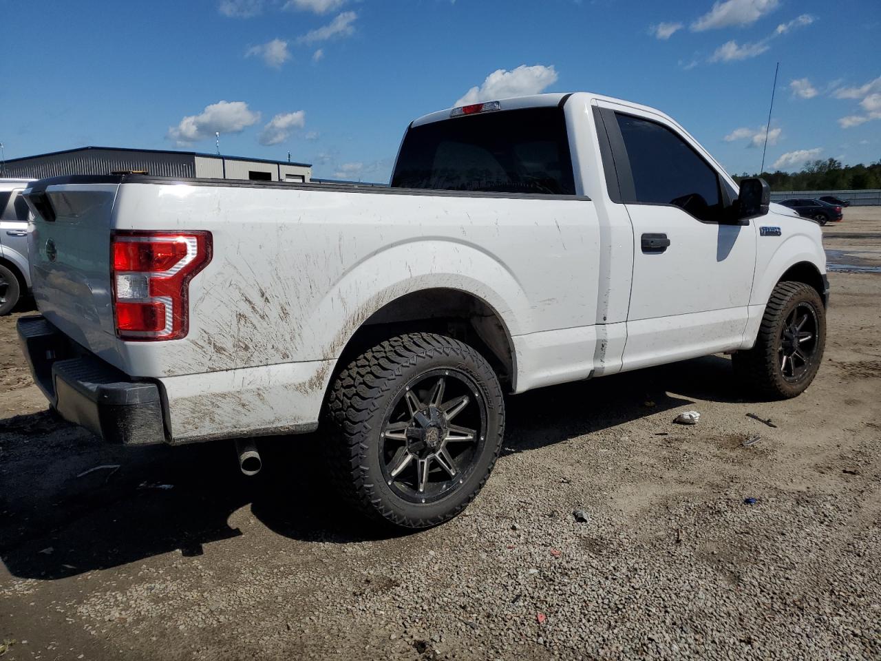 Photo 2 VIN: 1FTMF1CB3KKF33325 - FORD F-150 