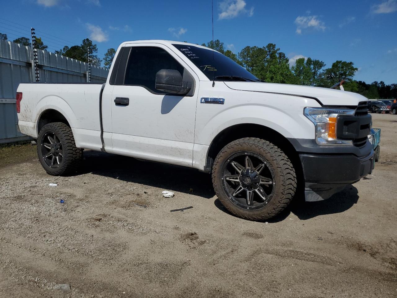 Photo 3 VIN: 1FTMF1CB3KKF33325 - FORD F-150 