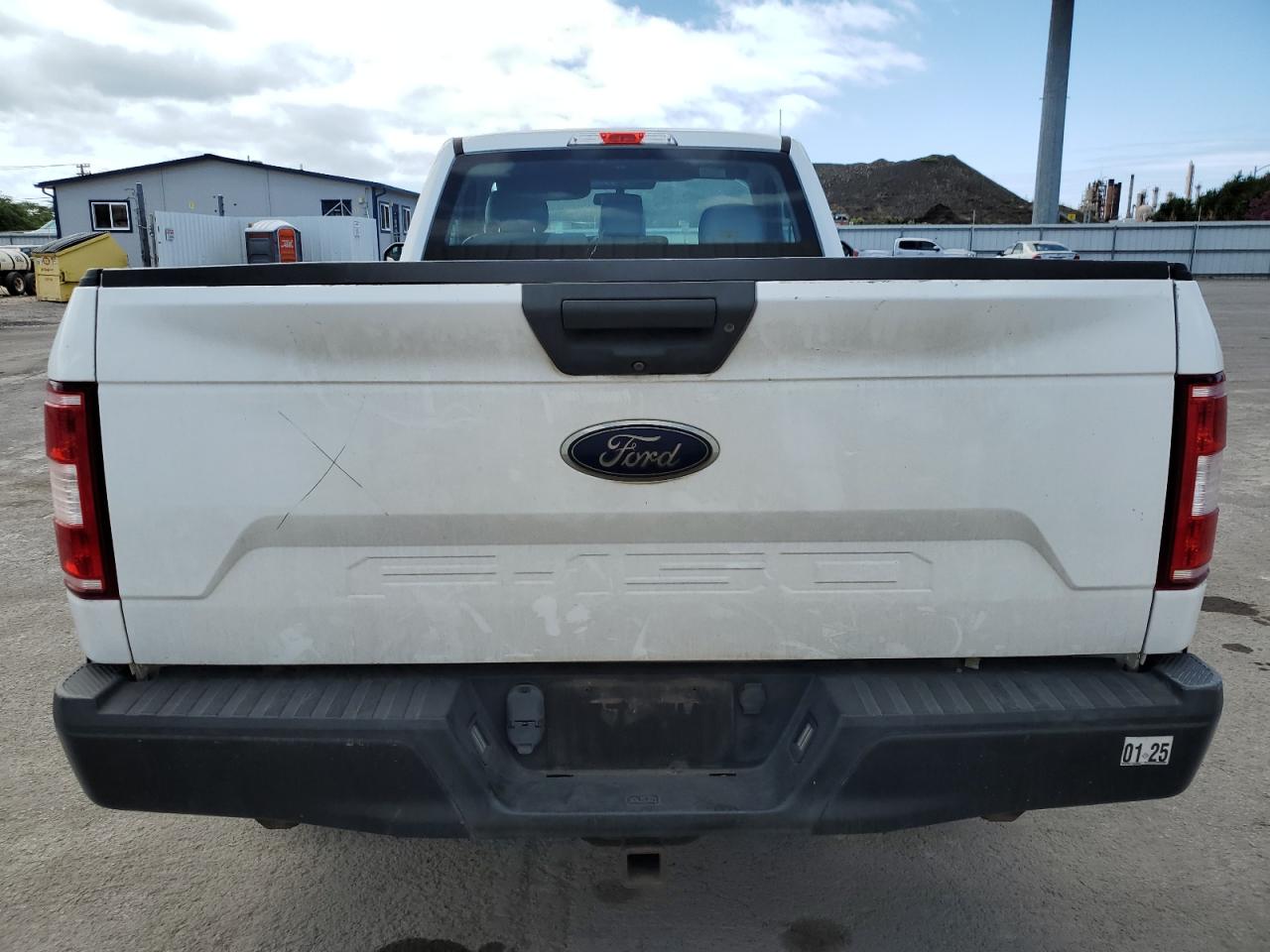 Photo 5 VIN: 1FTMF1CB4JKC44887 - FORD F-150 