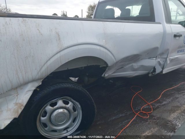 Photo 5 VIN: 1FTMF1CB5NKF23450 - FORD F-150 