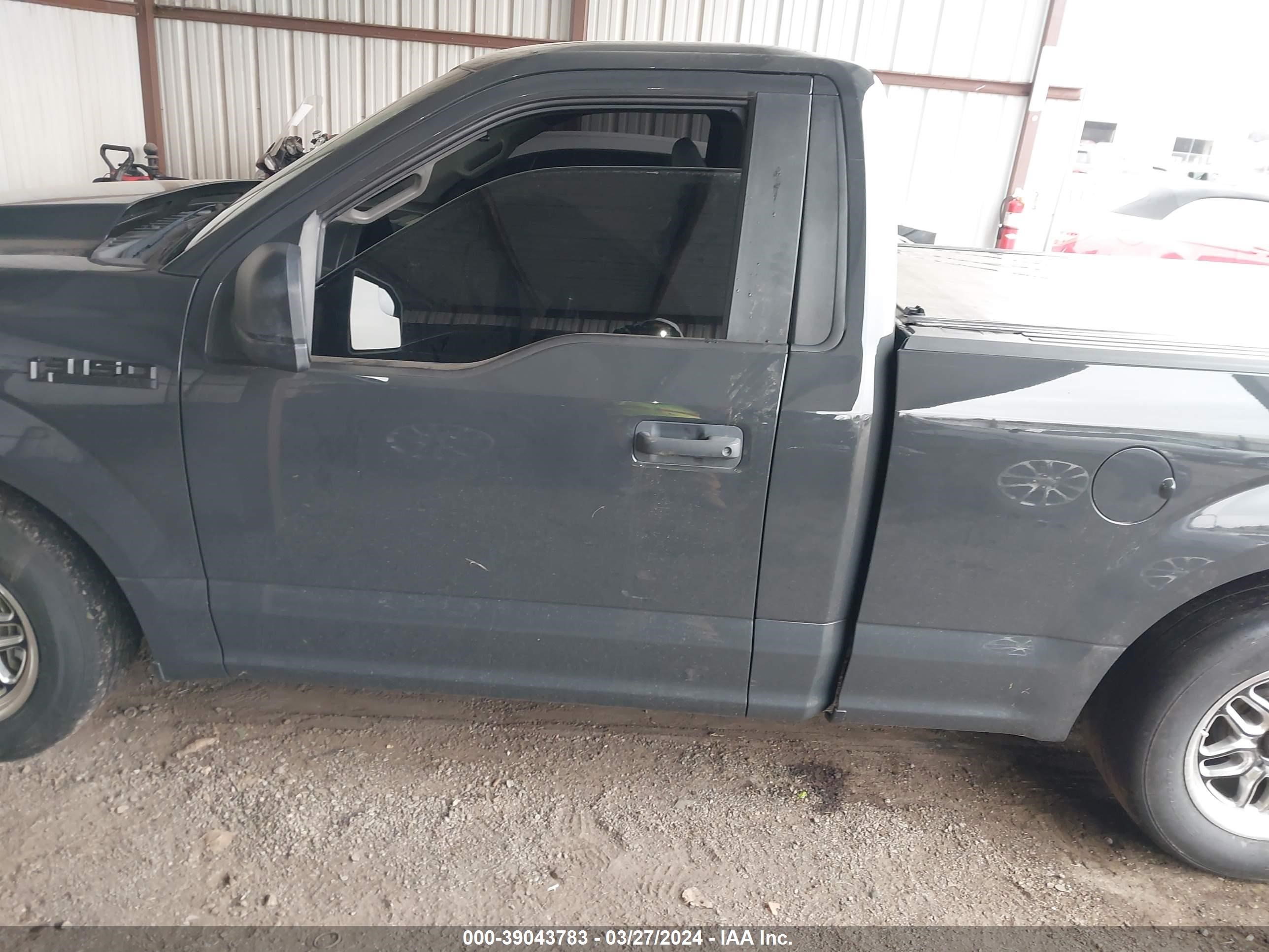 Photo 13 VIN: 1FTMF1CF7HKC28356 - FORD F-150 