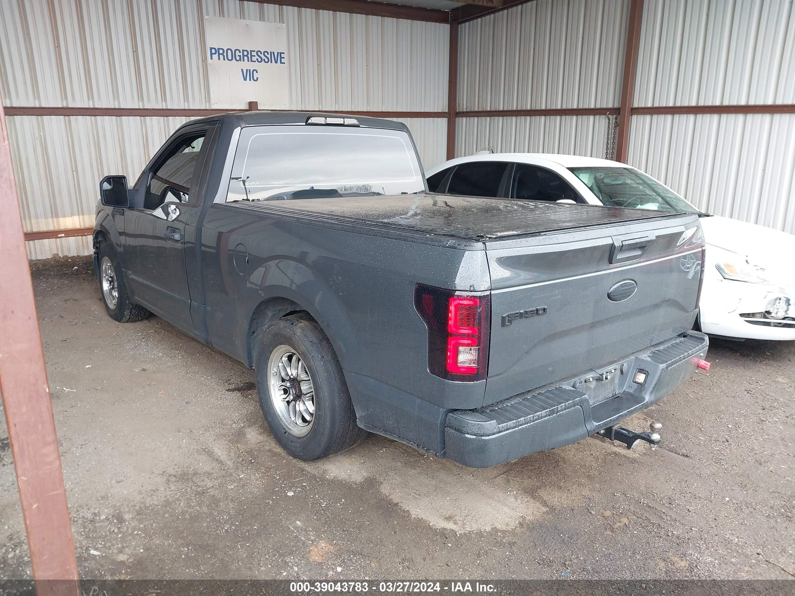 Photo 2 VIN: 1FTMF1CF7HKC28356 - FORD F-150 