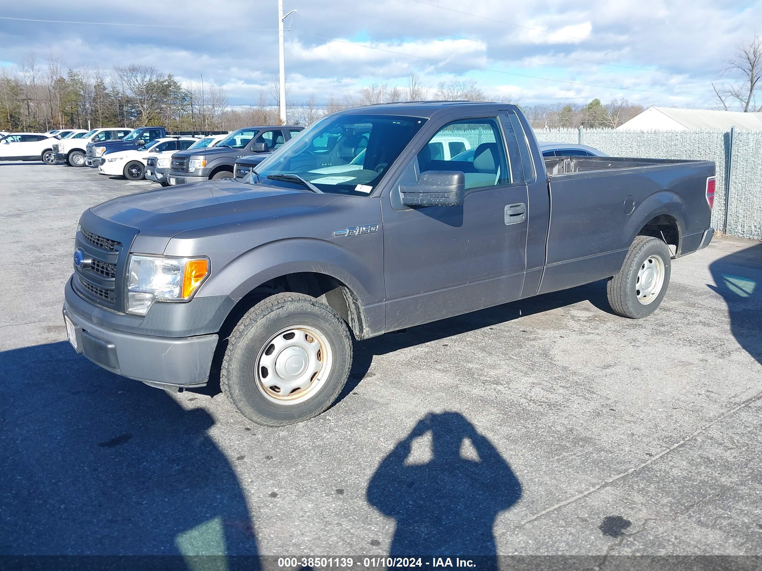 Photo 1 VIN: 1FTMF1CM0EKE41661 - FORD F-150 