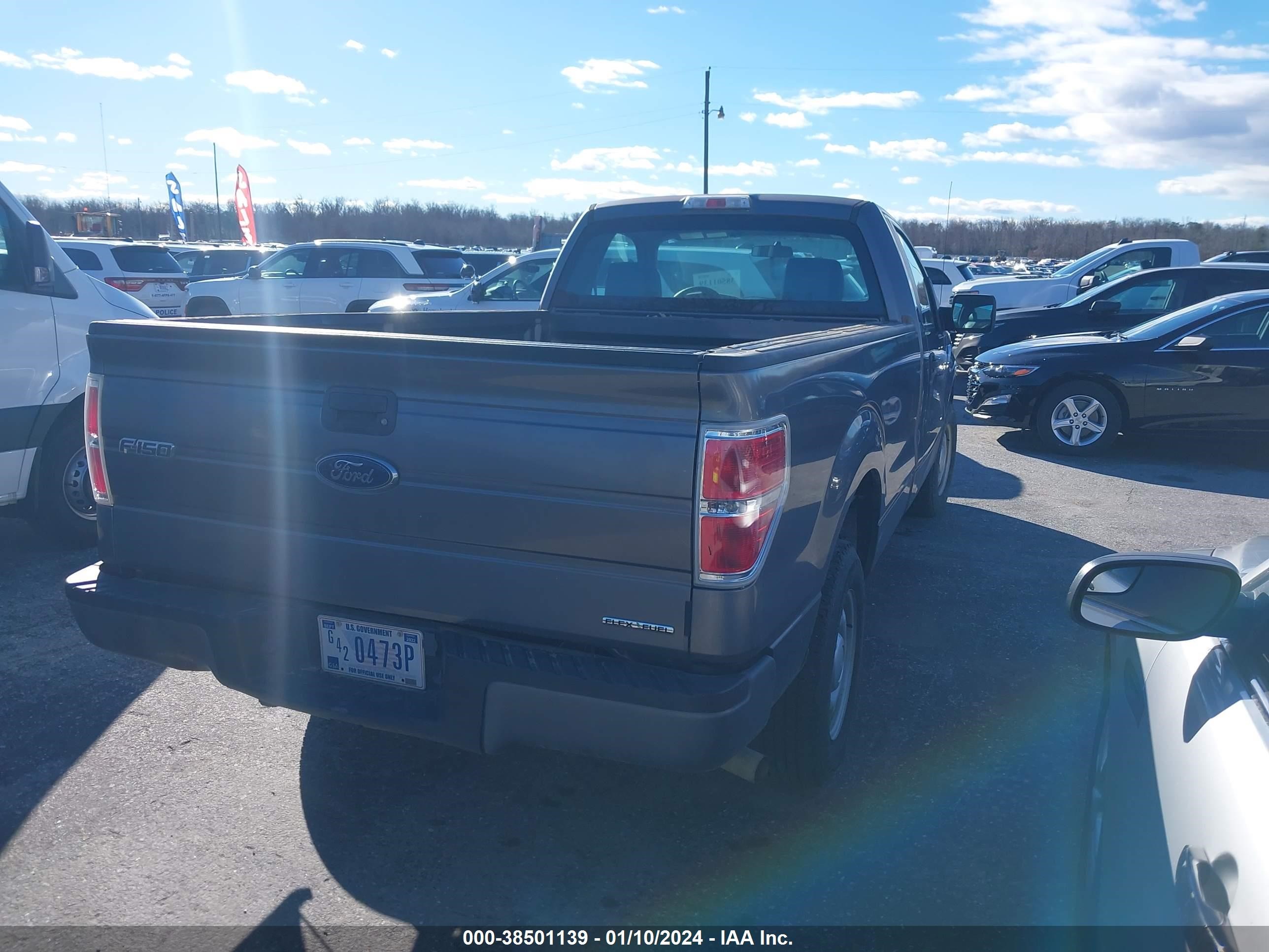 Photo 3 VIN: 1FTMF1CM0EKE41661 - FORD F-150 